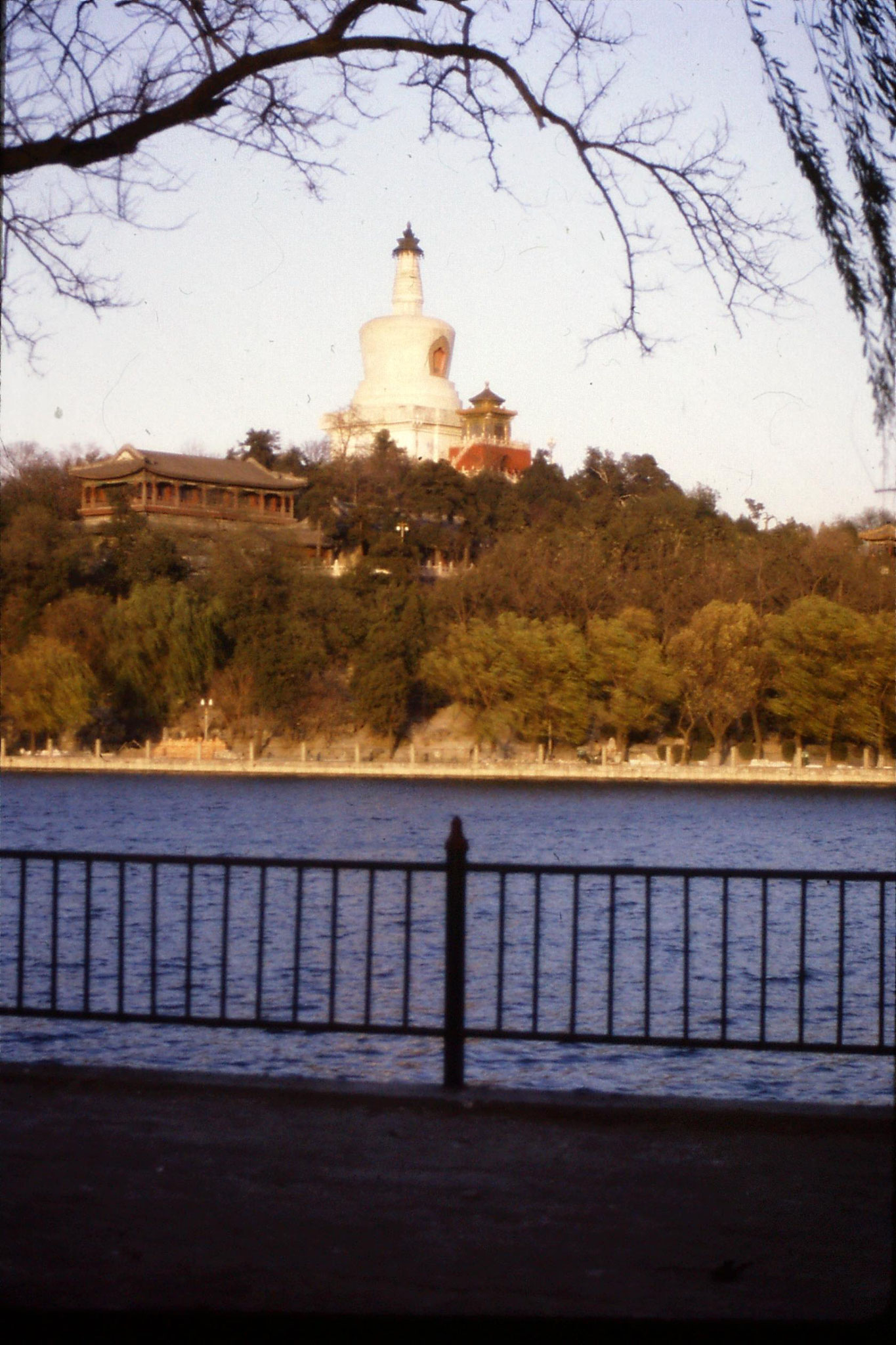 26/11/1988: 8:Beihai Park