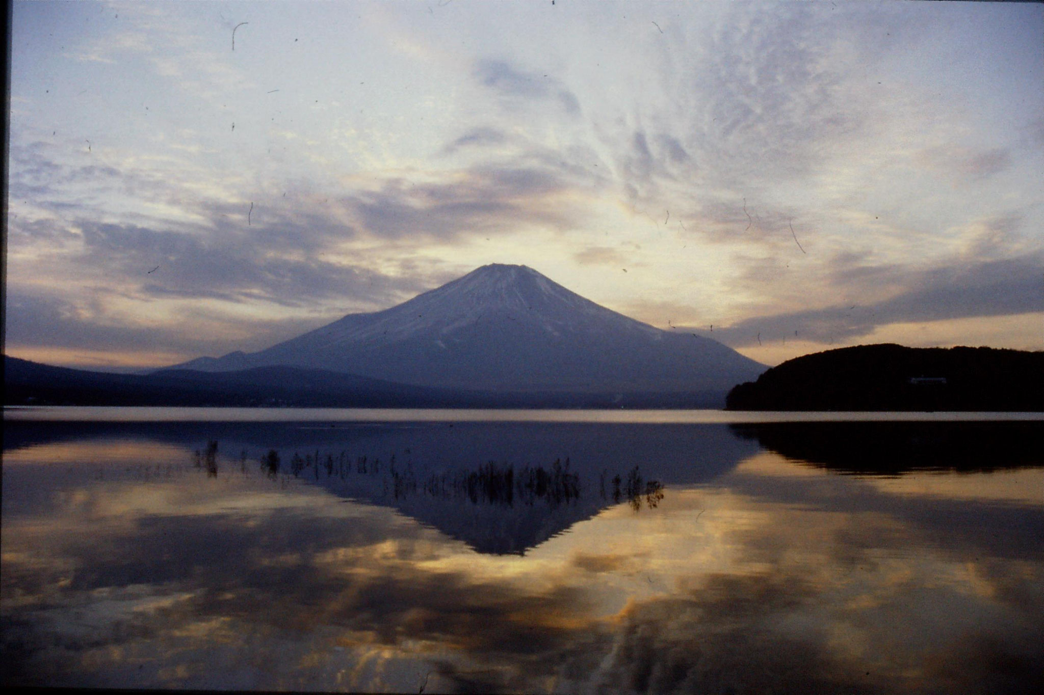 29/12/1988: 36: Mt Fuji region of Five Lakes