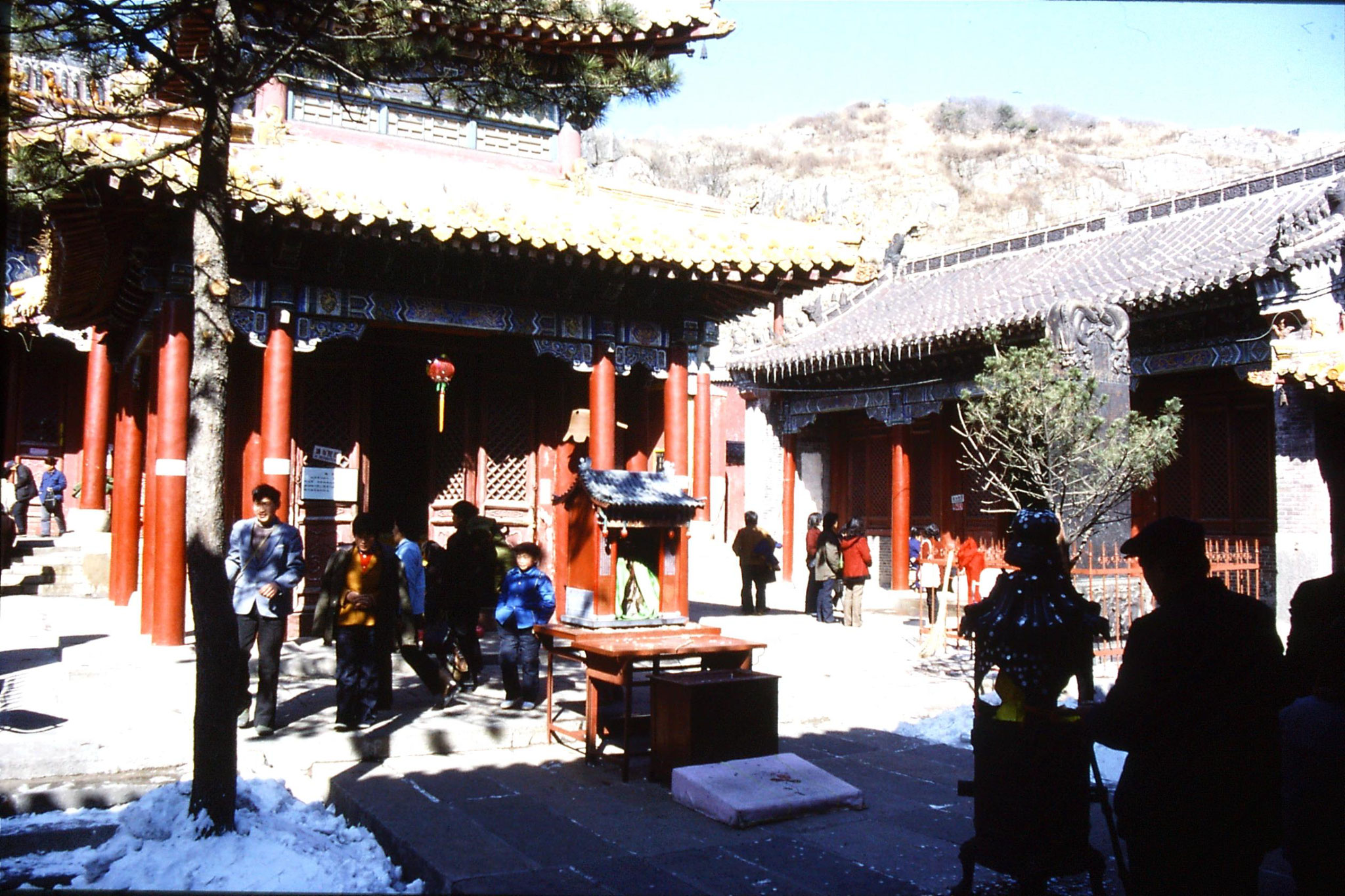 18/2/1989: 20: Taishan Azure Cloud temple