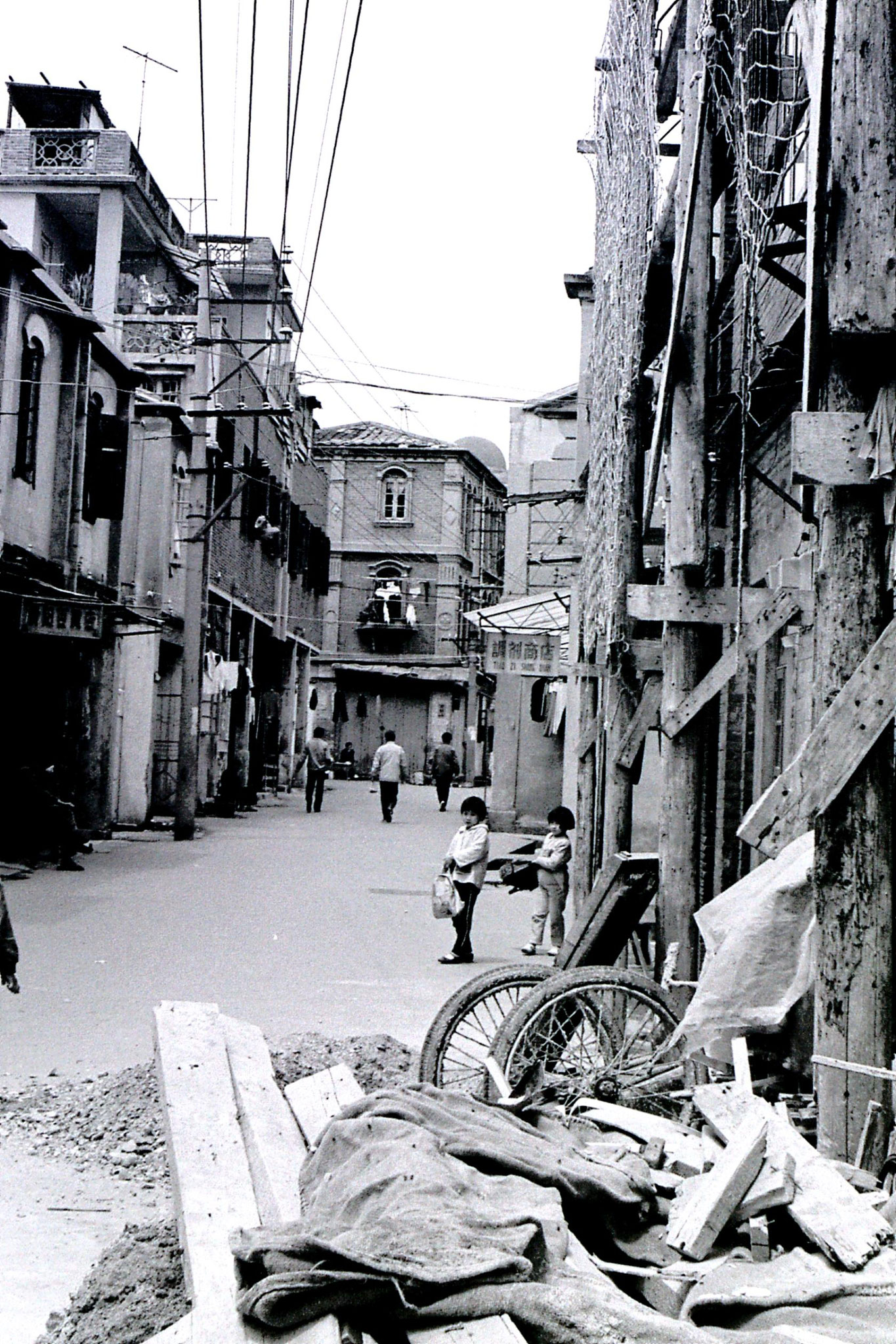 30/3/1989: 35: Gulanggu