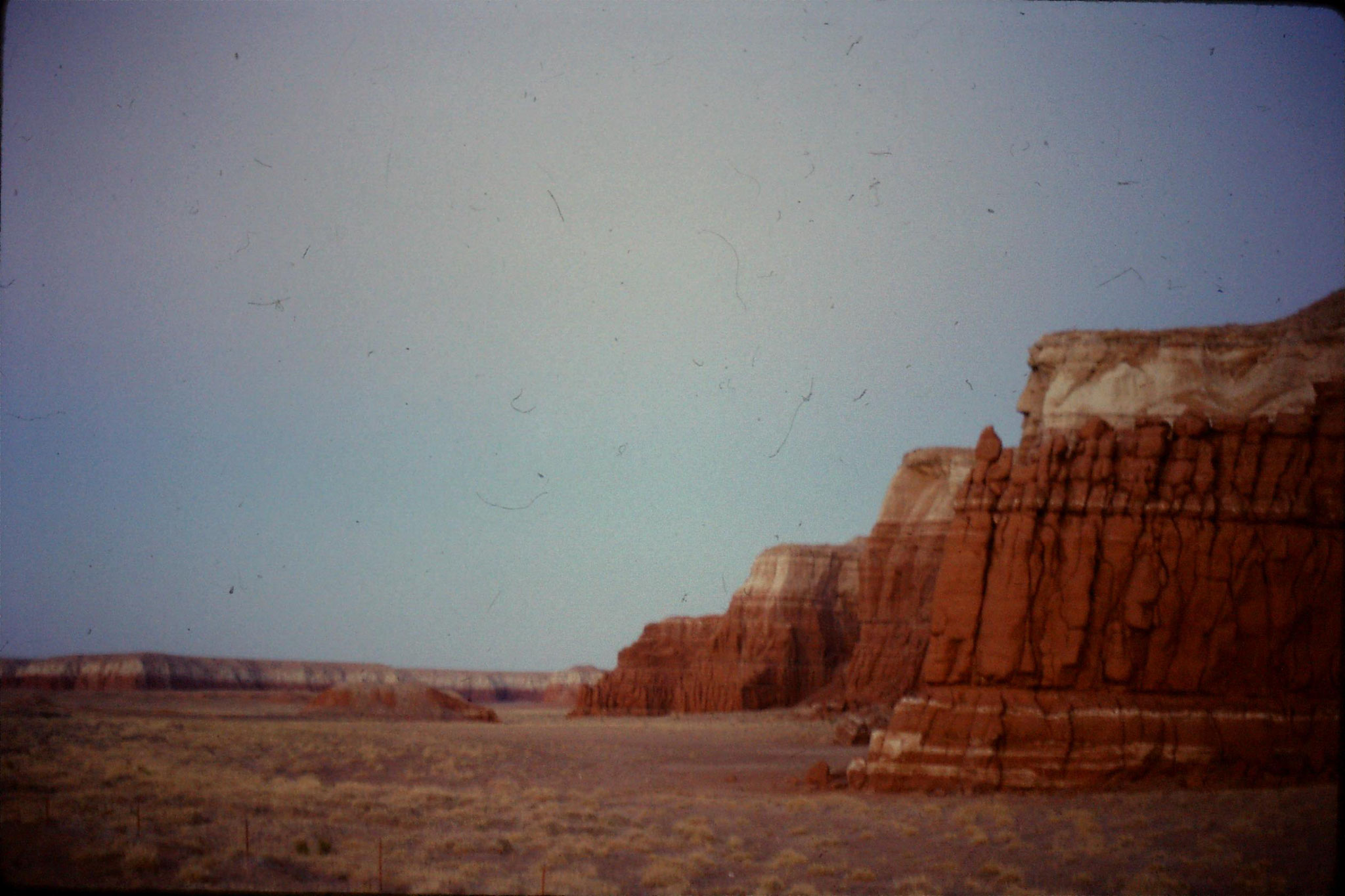 14/12/1990: 27: rocks near Chilchinbito