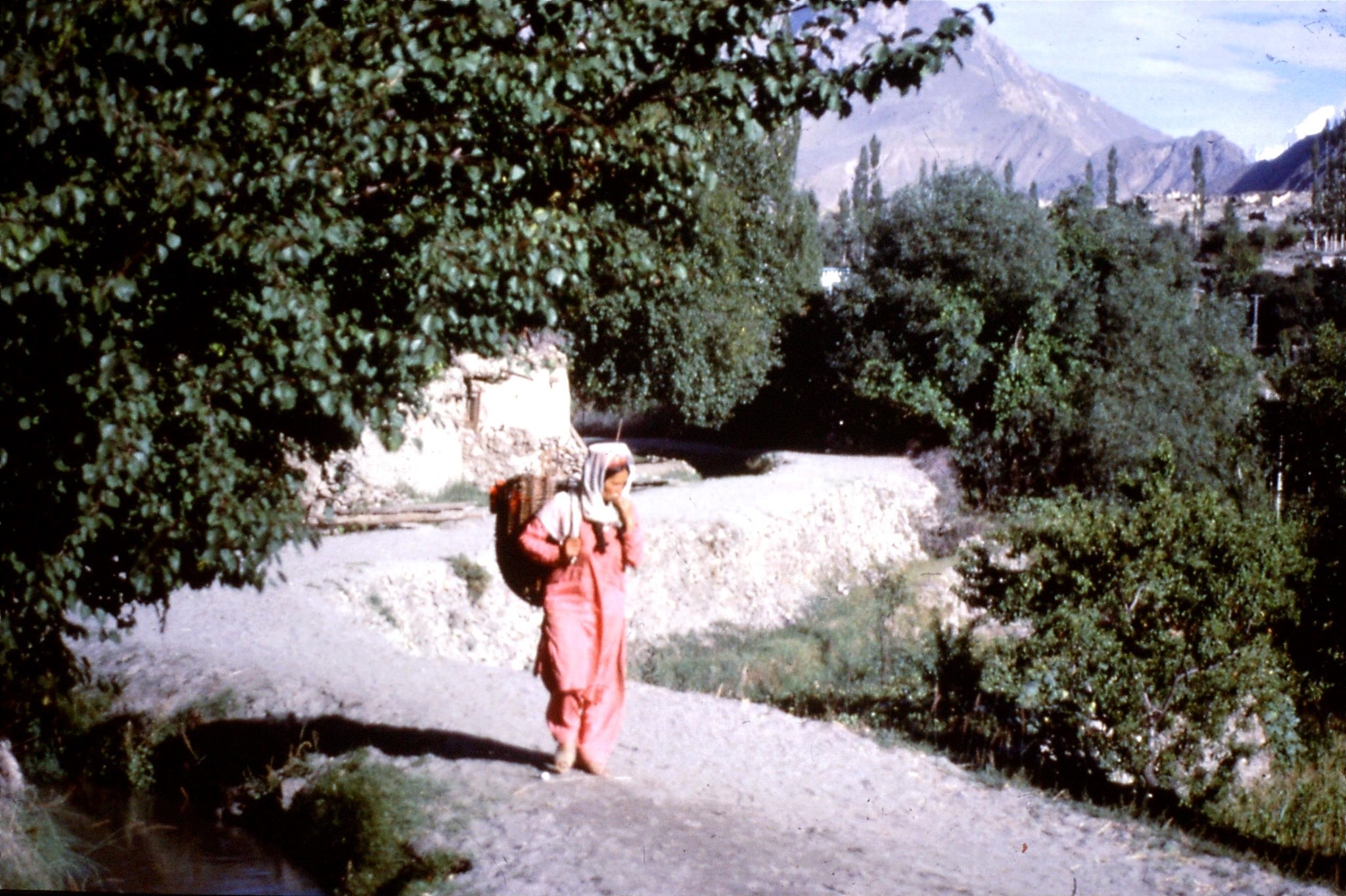 13/9/1989: 28: Karimabad