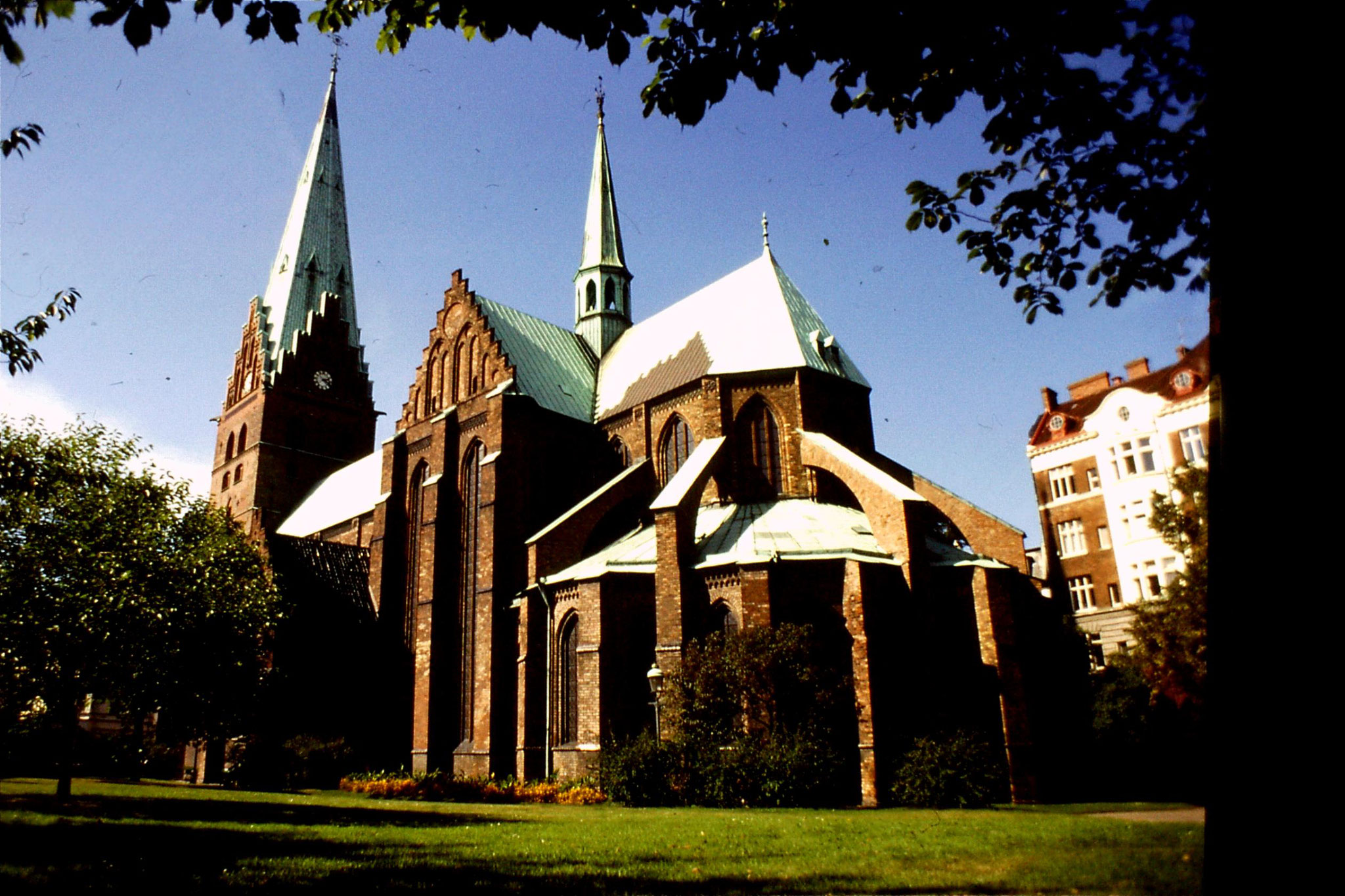 1/9/1988: 23: Malmo St Peter's Cathedral