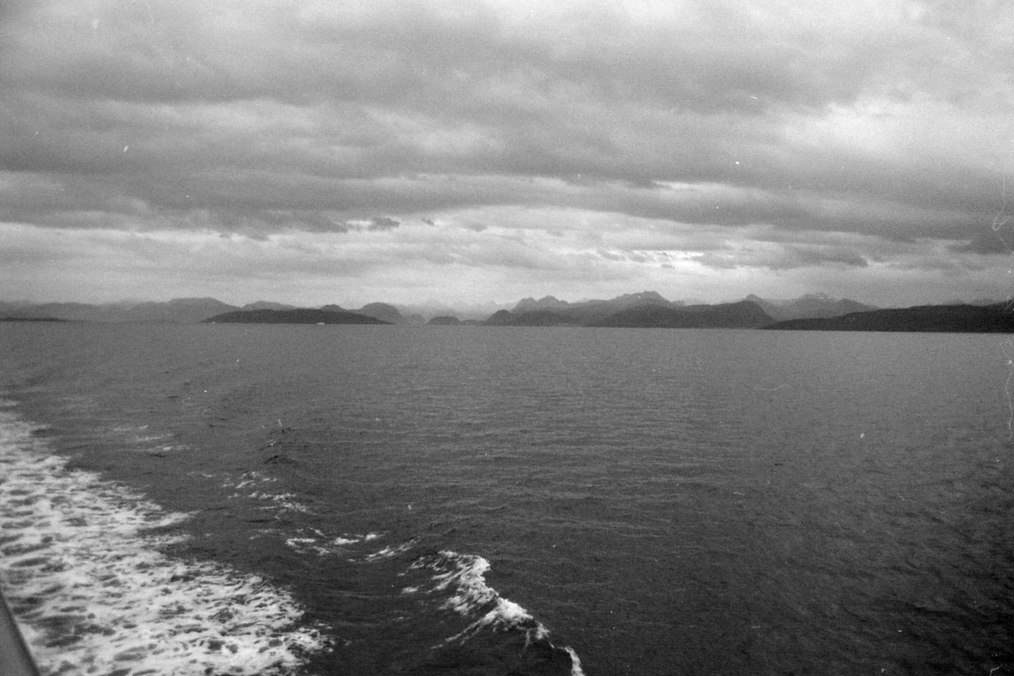 22/9/1988: 3: leaving Molde, Romsdal mountains 