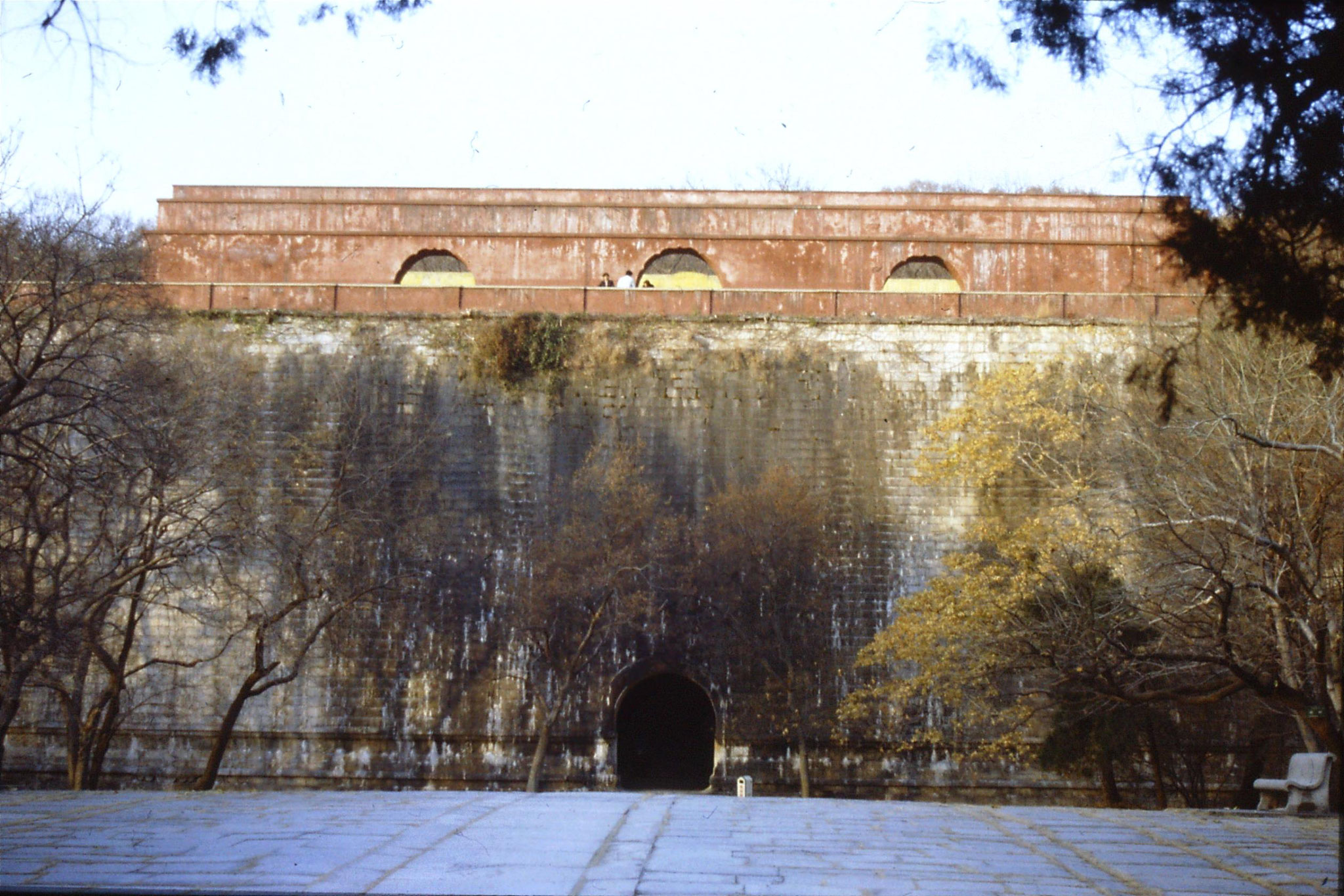 12/12/1988: 2: Nanjing Linggu Park