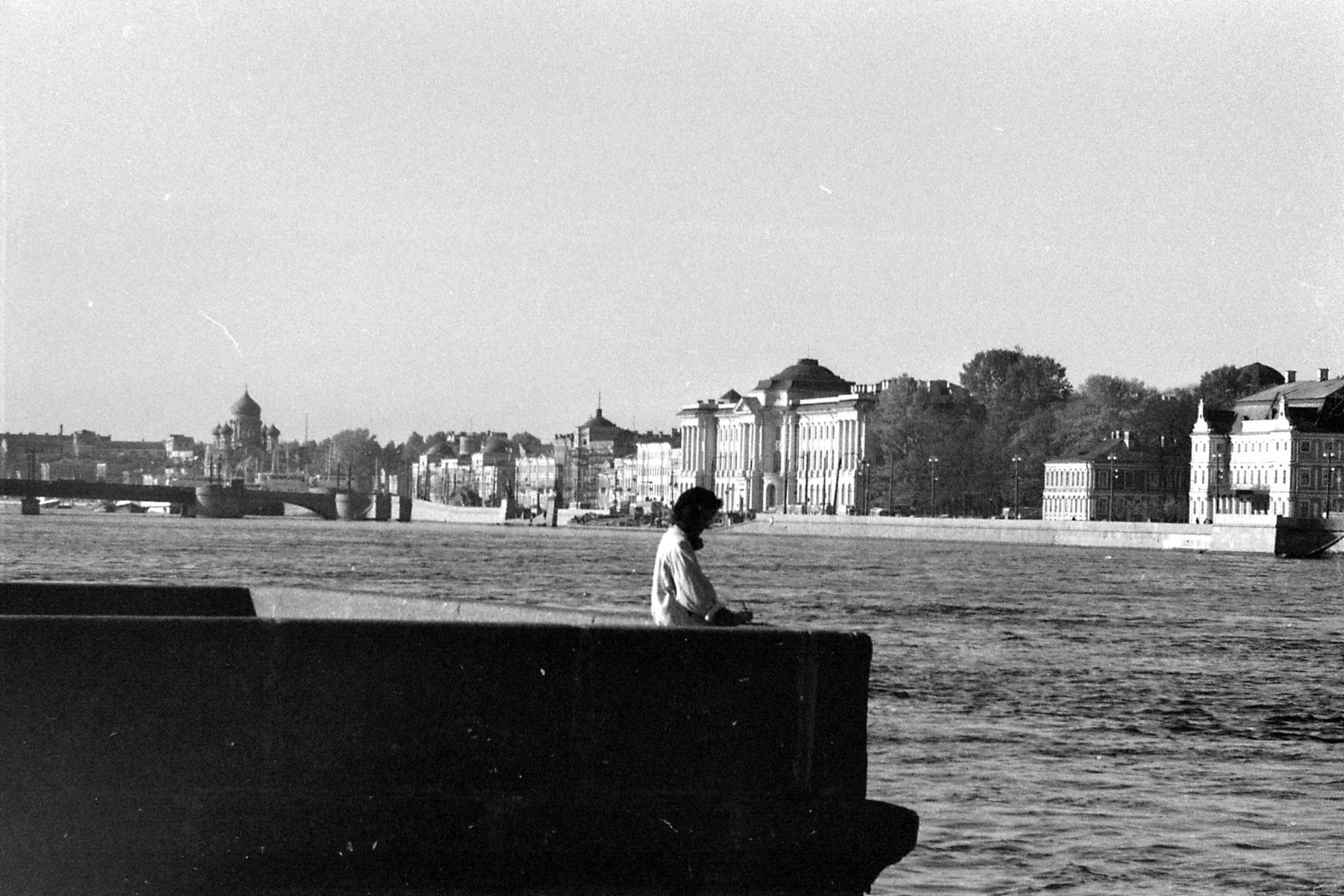 13/10/1988: 7: west along River neva