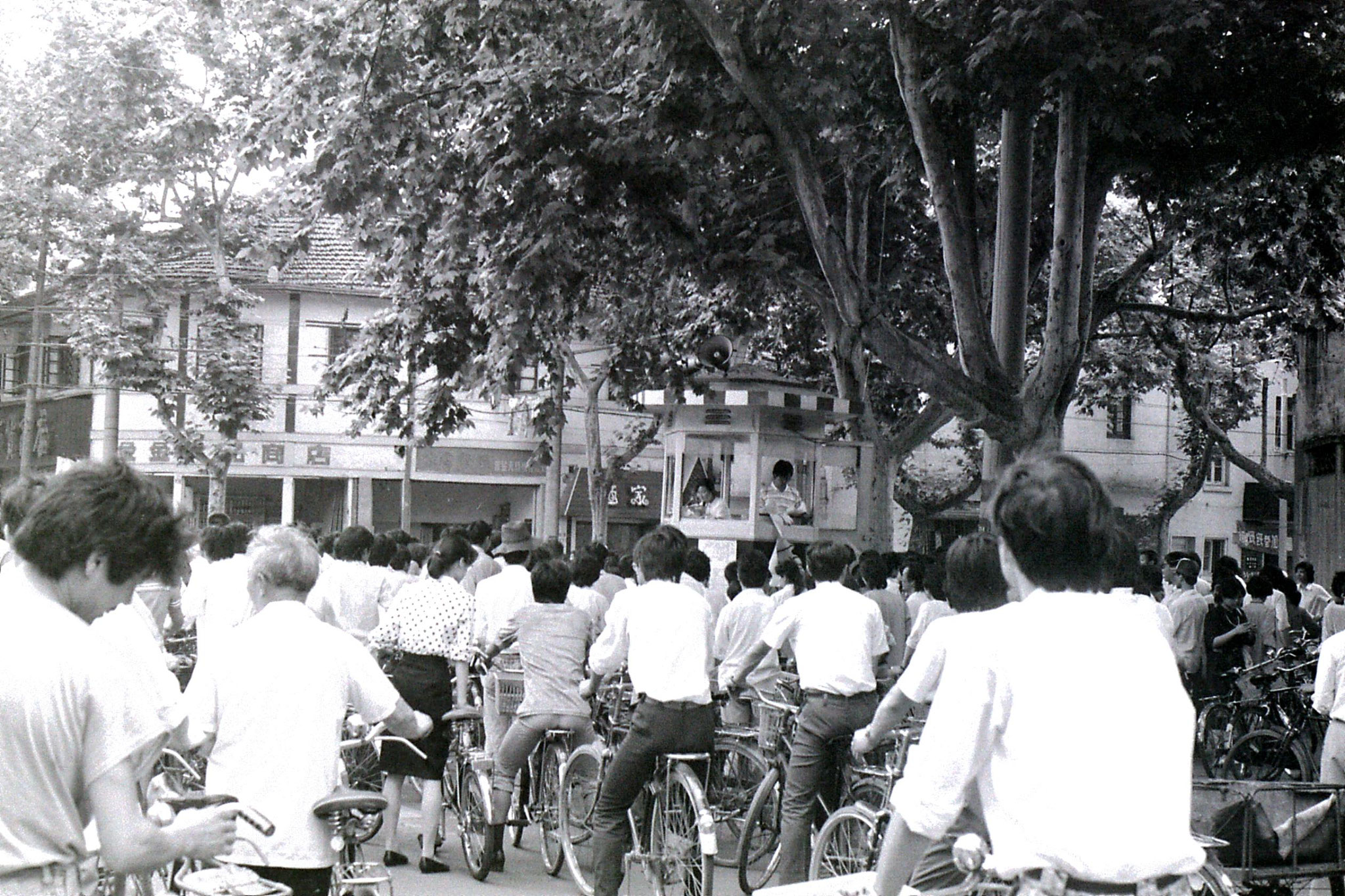 6/6/1989: 28: demonstrations around Hangzhou