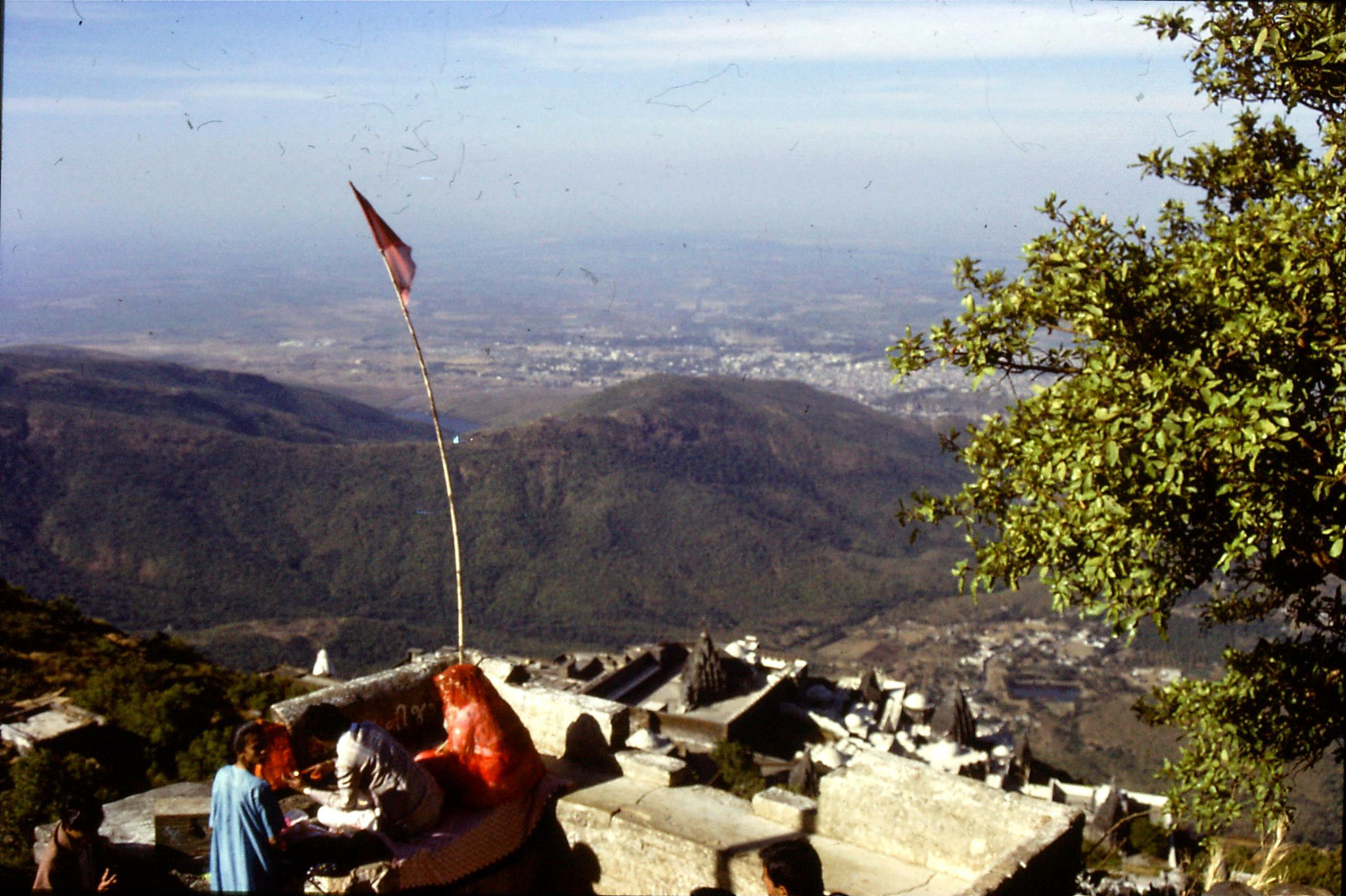 12/12/1989: 1: Junagardh, repainting sacred stone on Mt Girnar