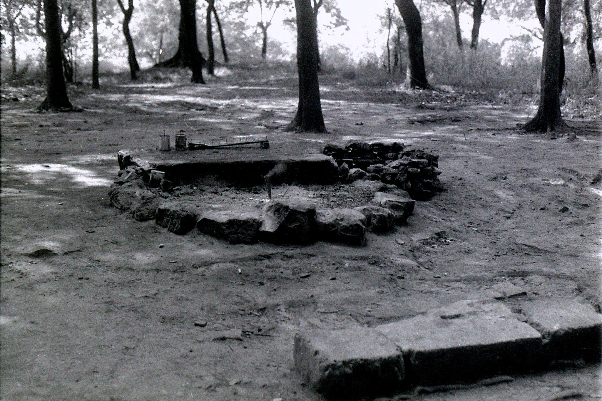 24/6/1989: 11: shrine on Ziyang / Wu Shan