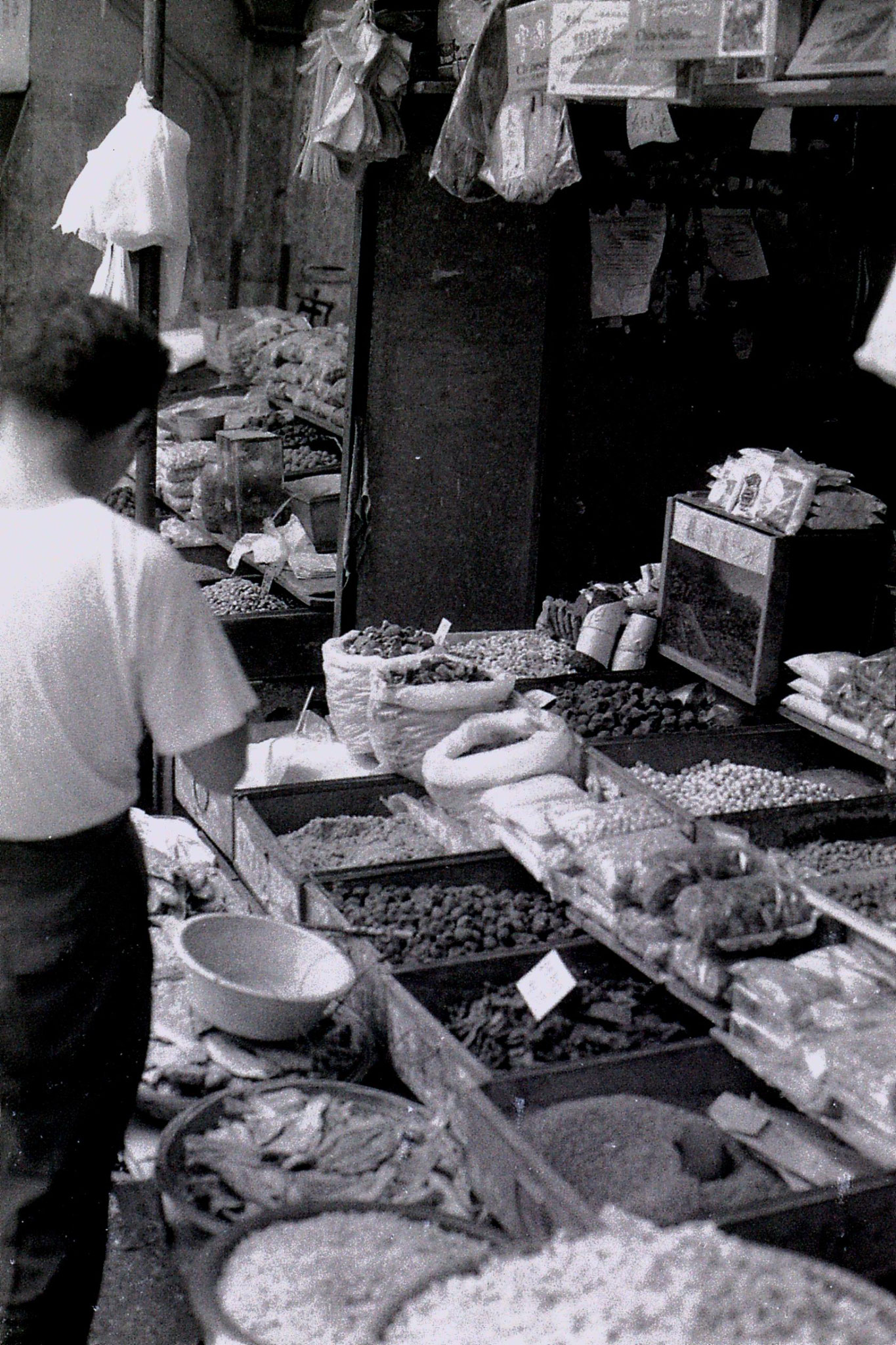 27/6/1989: 28: Shaoxing market, dried fish and other good