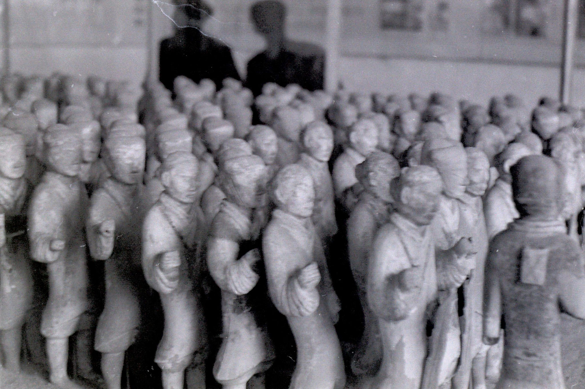 7/3/1989: 24: Xianyang museum miniature terracotta figures