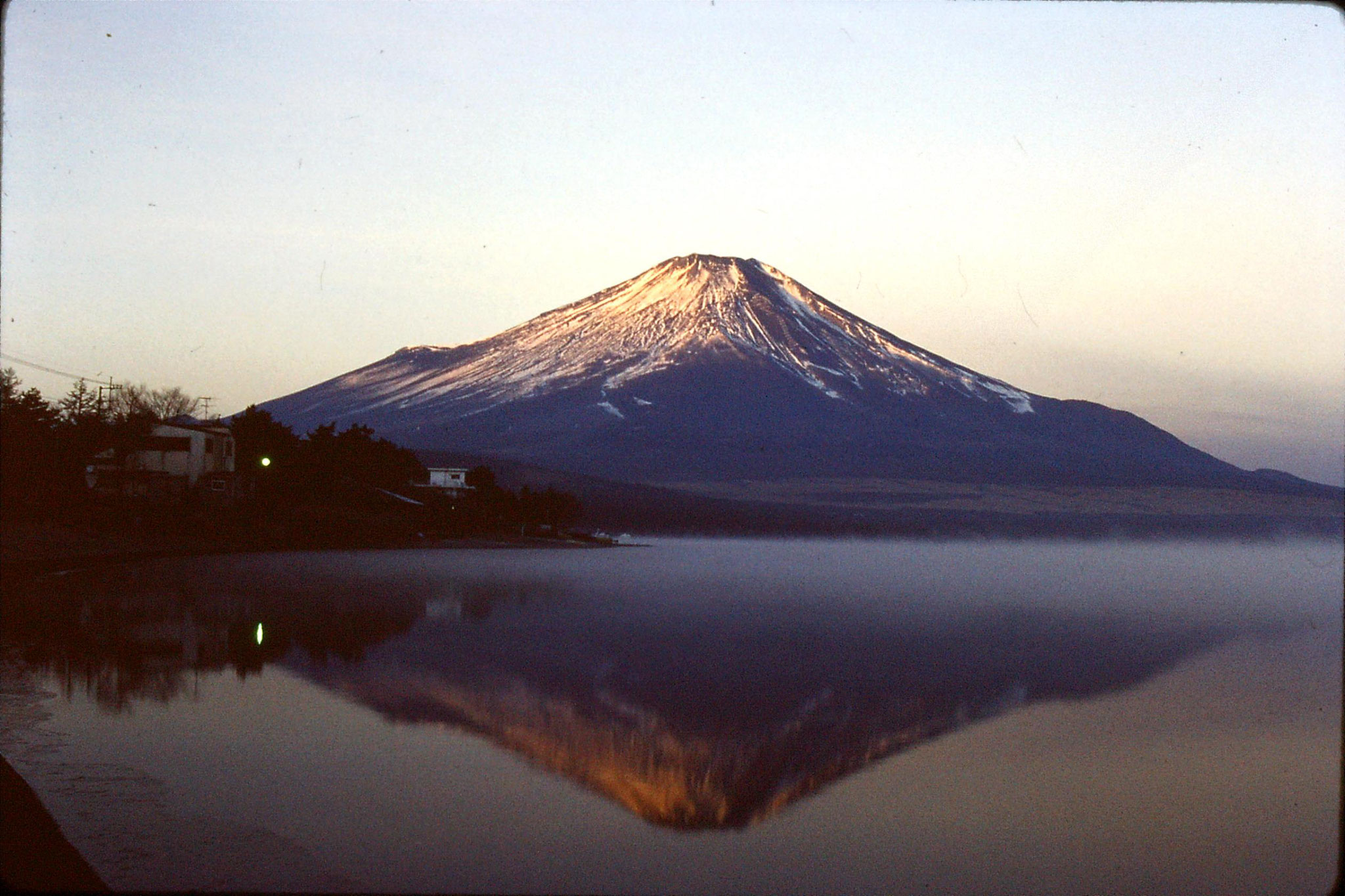 1/1/1989: 12: Fuji at dawn