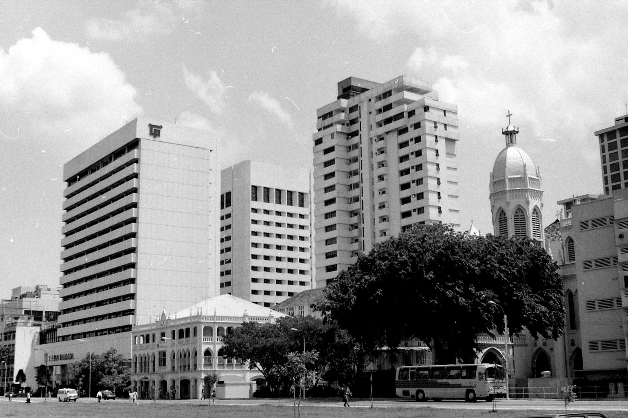 2/7/1990: 22: Singapore Chinatown