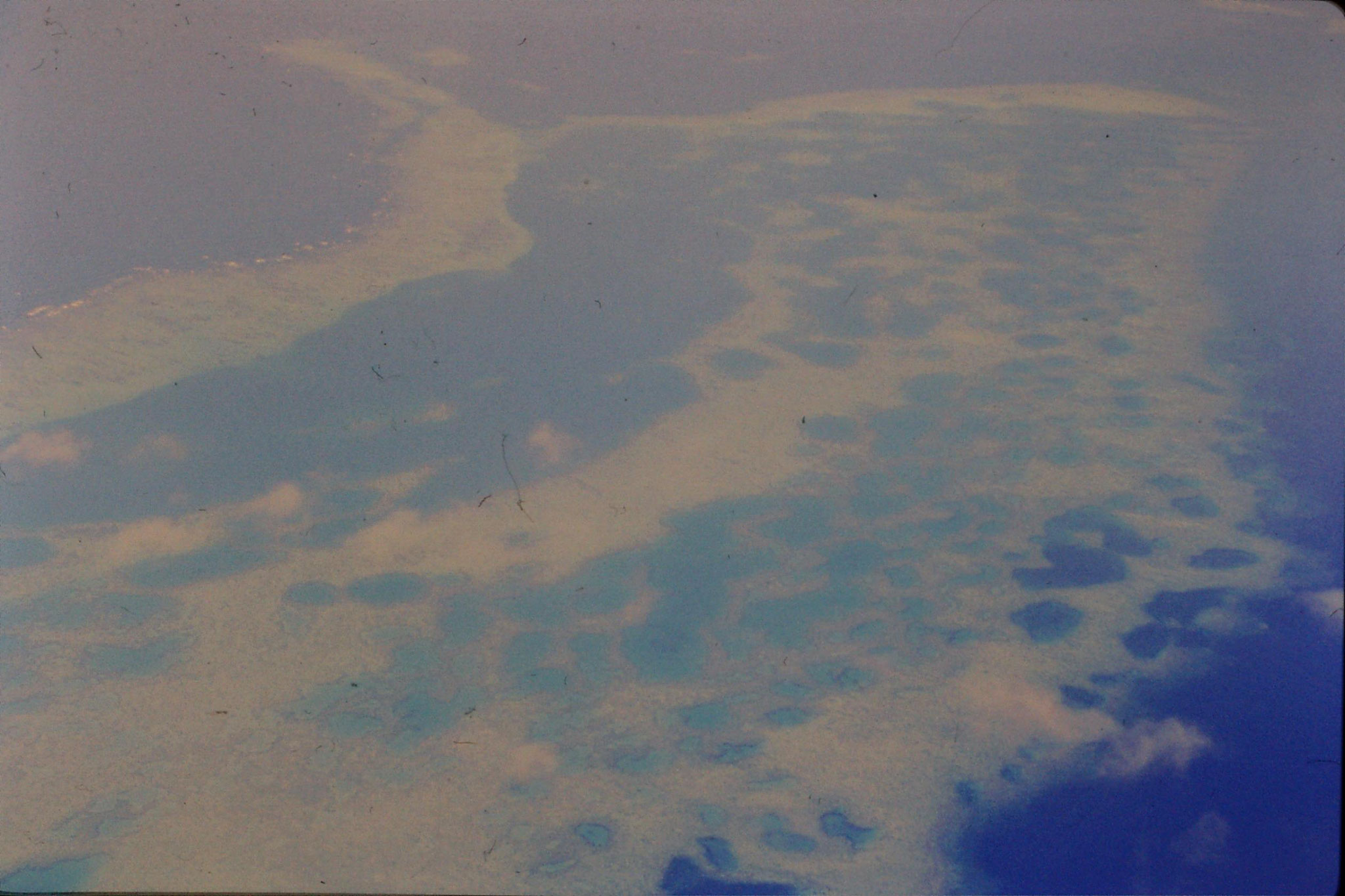 18/11/1990: 19: reefs east of Vita Levu Island