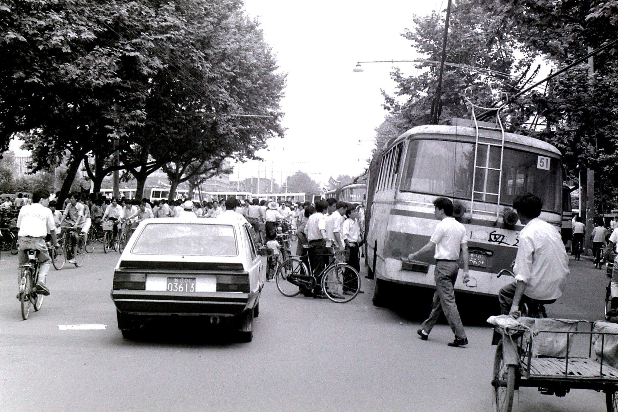 6/6/1989: 26: demonstrations around Hangzhou