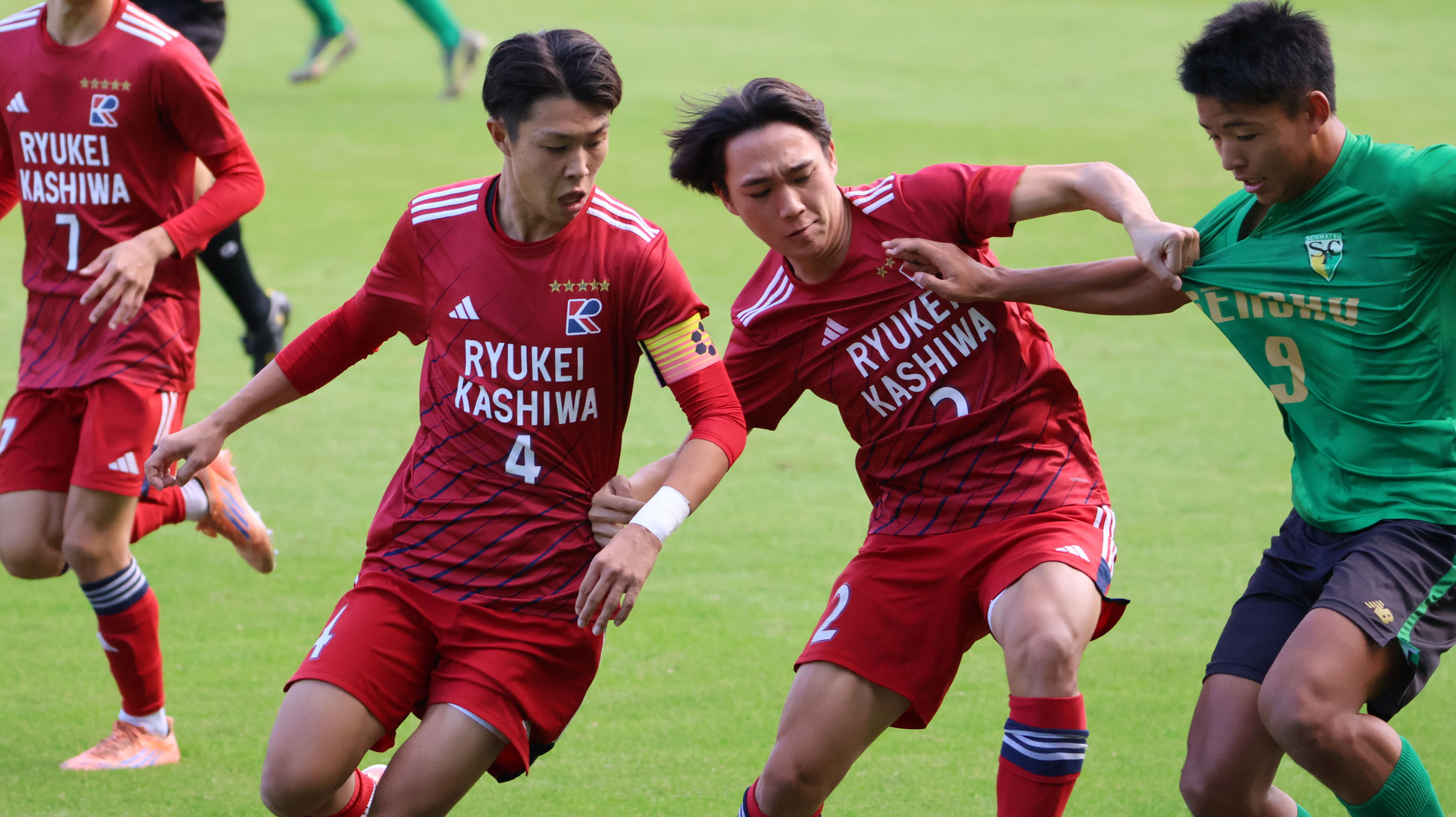 ホーム - 流通経済大学付属柏高等学校サッカー部父母会応援ホームページ