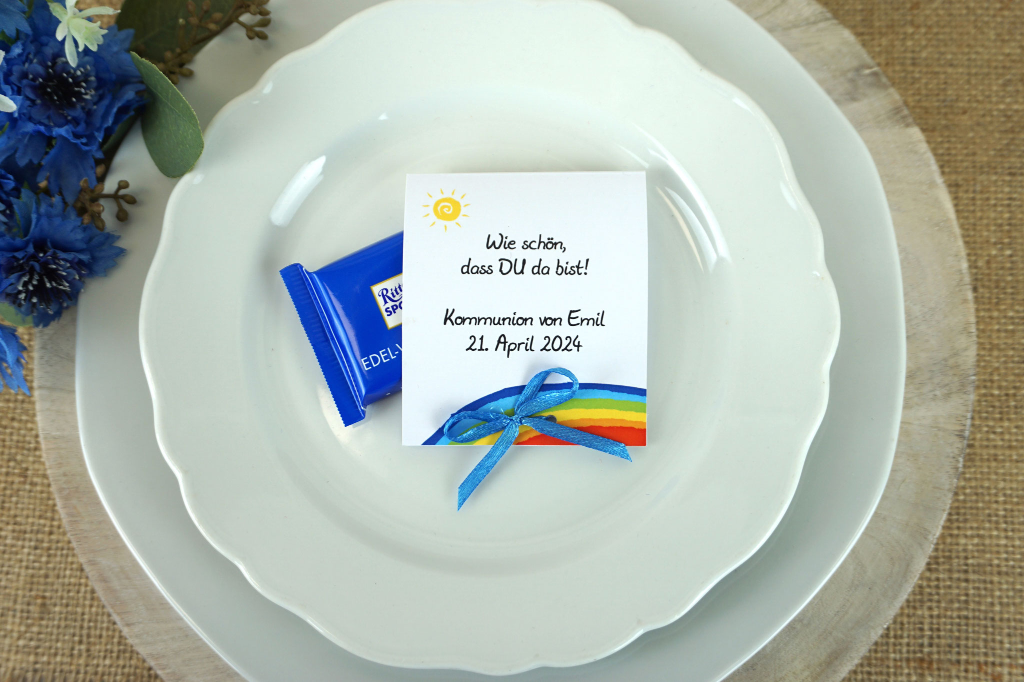 Lutscherkarte Design Regenbogen Blau - selbst gefüllt mit Schokominis
