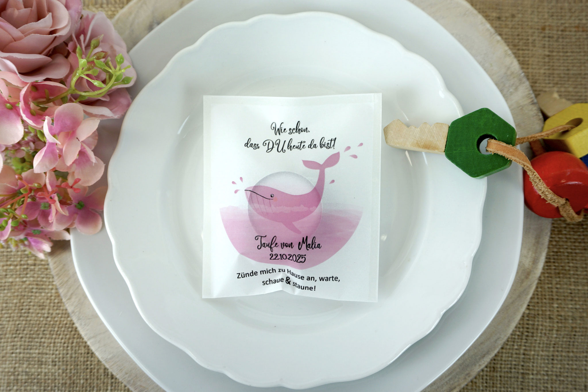 Lichtbotschaft Design "Wal Rosa", Schrift Camellia