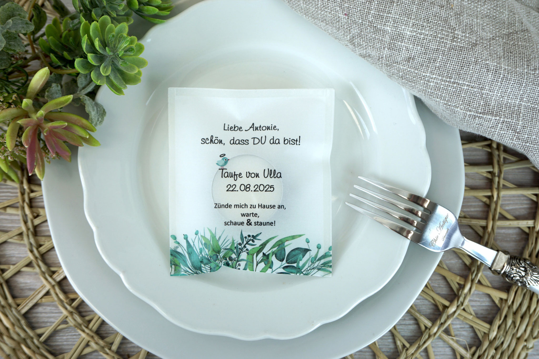 Lichtbotschaft Design "Eukalyptus-Liebe", Schrift Freehand591 BT