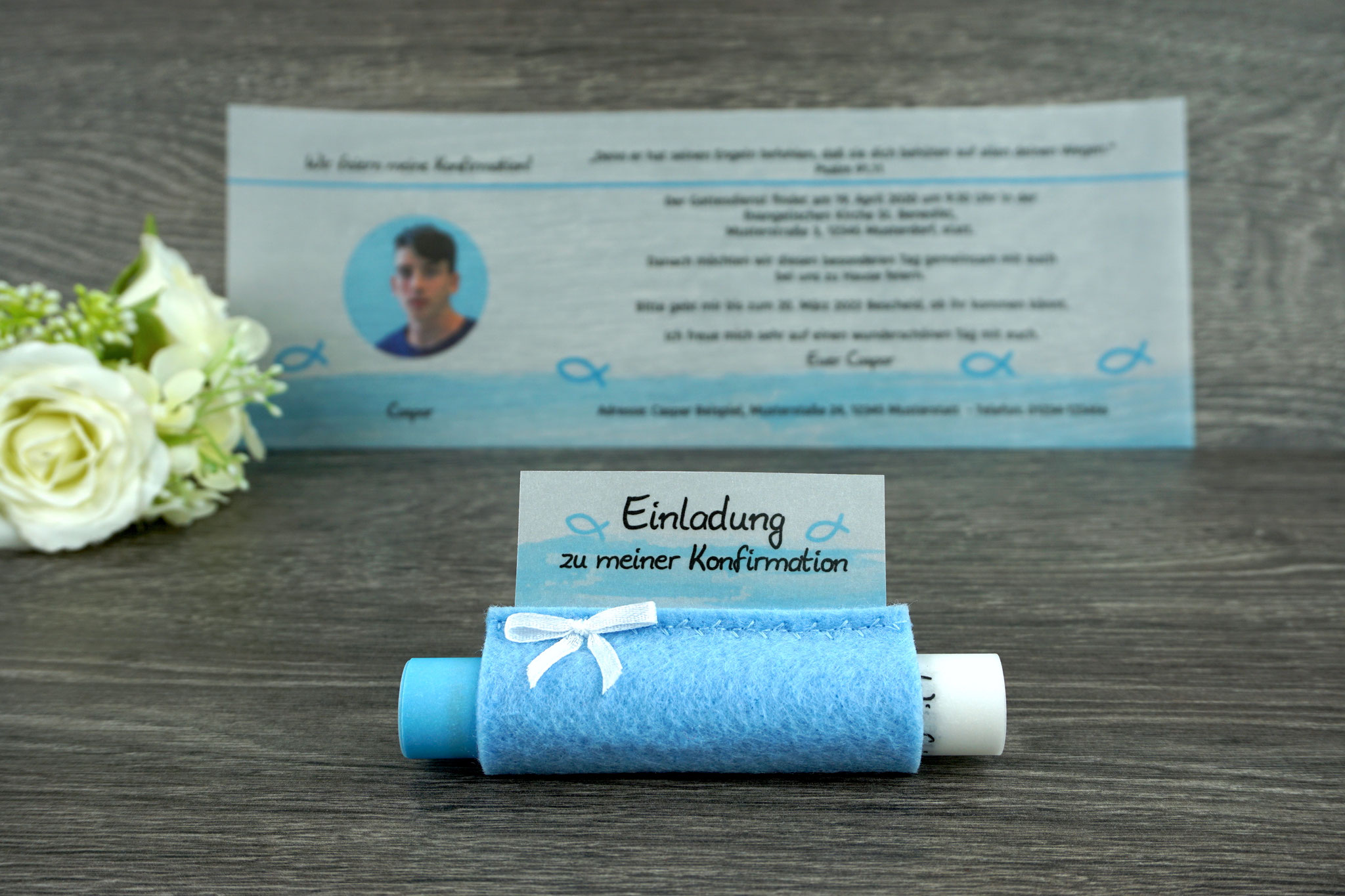 Design Fisch Silhouette/Aquarellrand unten, Filz Babyblau - mit Schleife