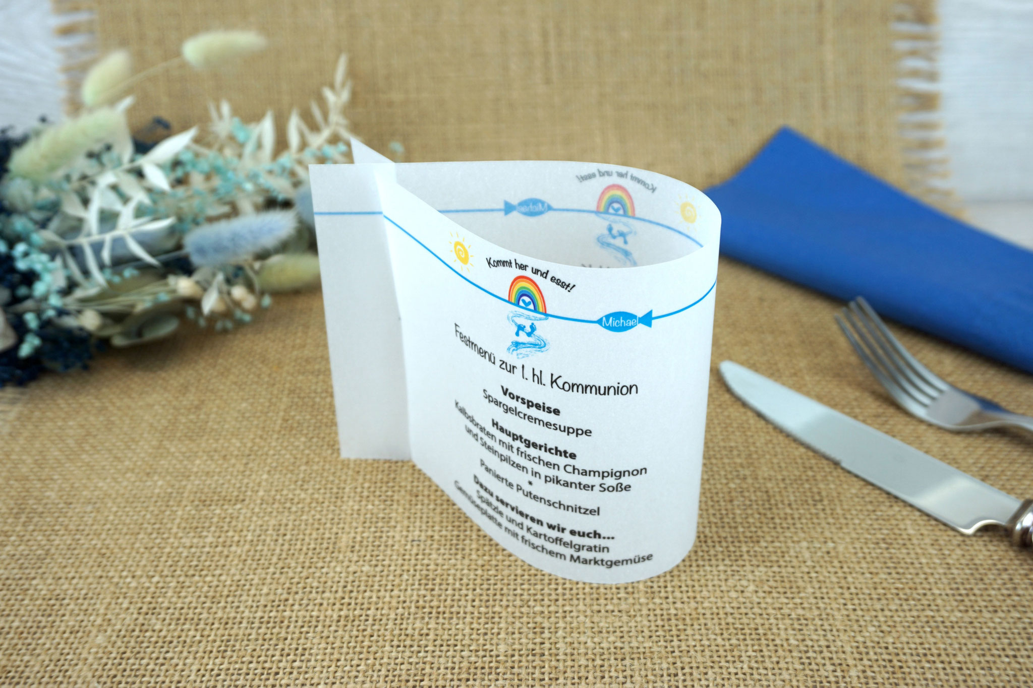 Menükarte Fischform 10,5cm, Design KommtHerUndEsst/Regenbogen - Blau