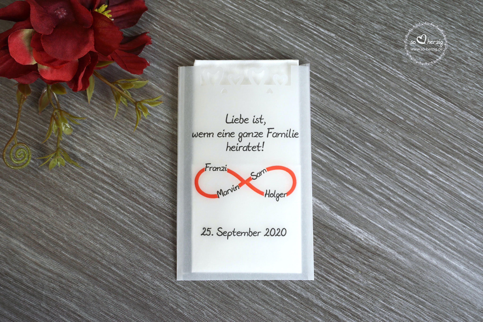 Design "Unendlich" rot - Eine Familie heiratet!