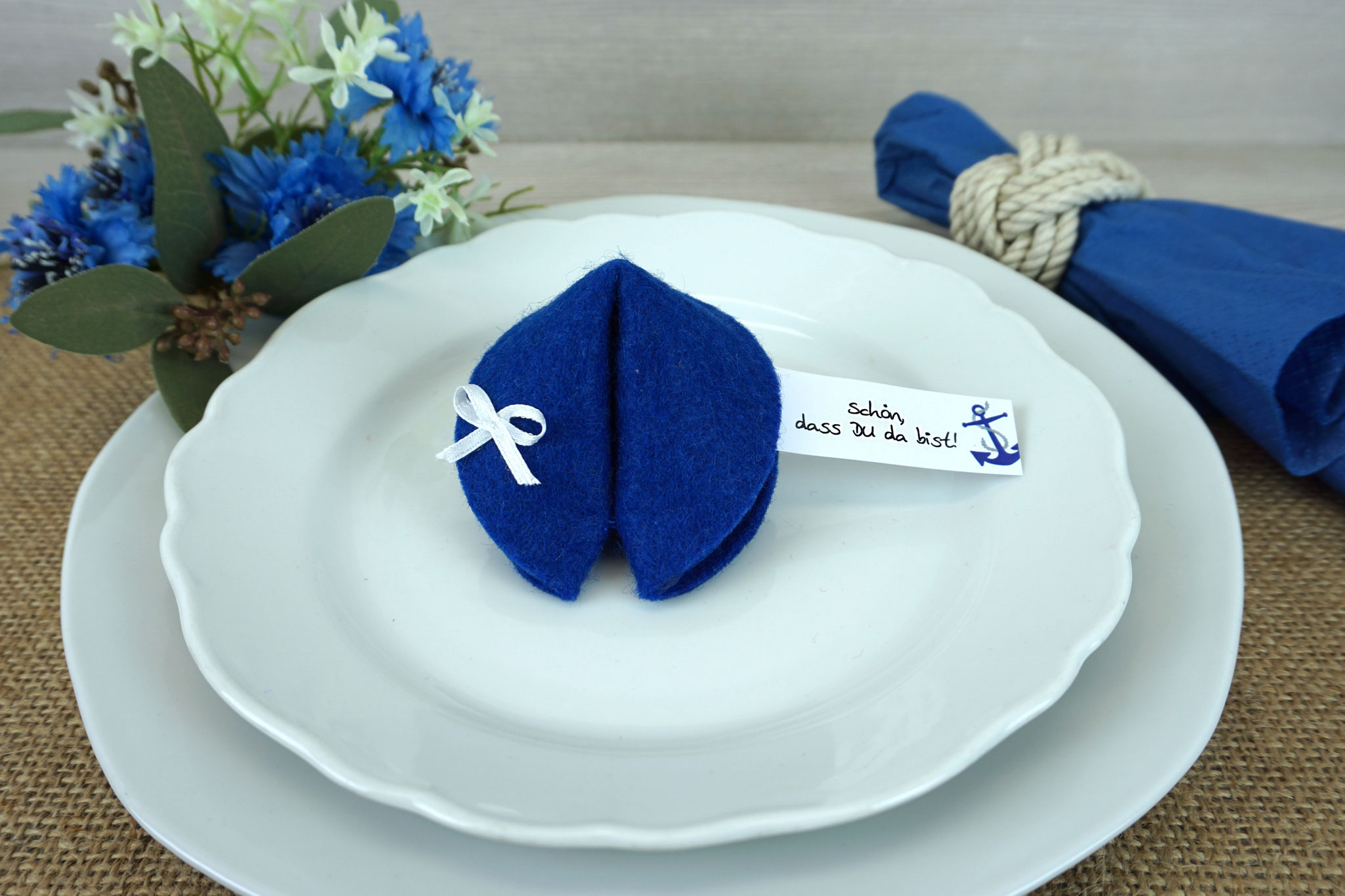 Filzkeks klein - Farbe Royalblau - Fähnchen Design "Anker groß"