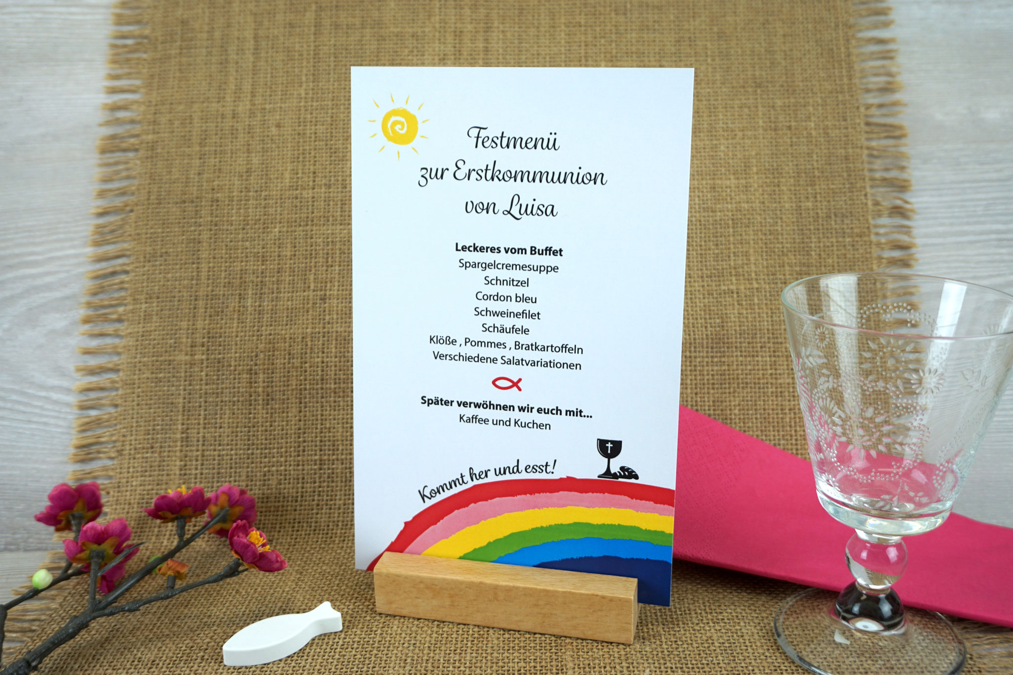 Menükarte/Tischaufsteller - Design Regenbogen mit Kelch/Brot - Pink - An das Kommunionsmotto 2025 angepasst