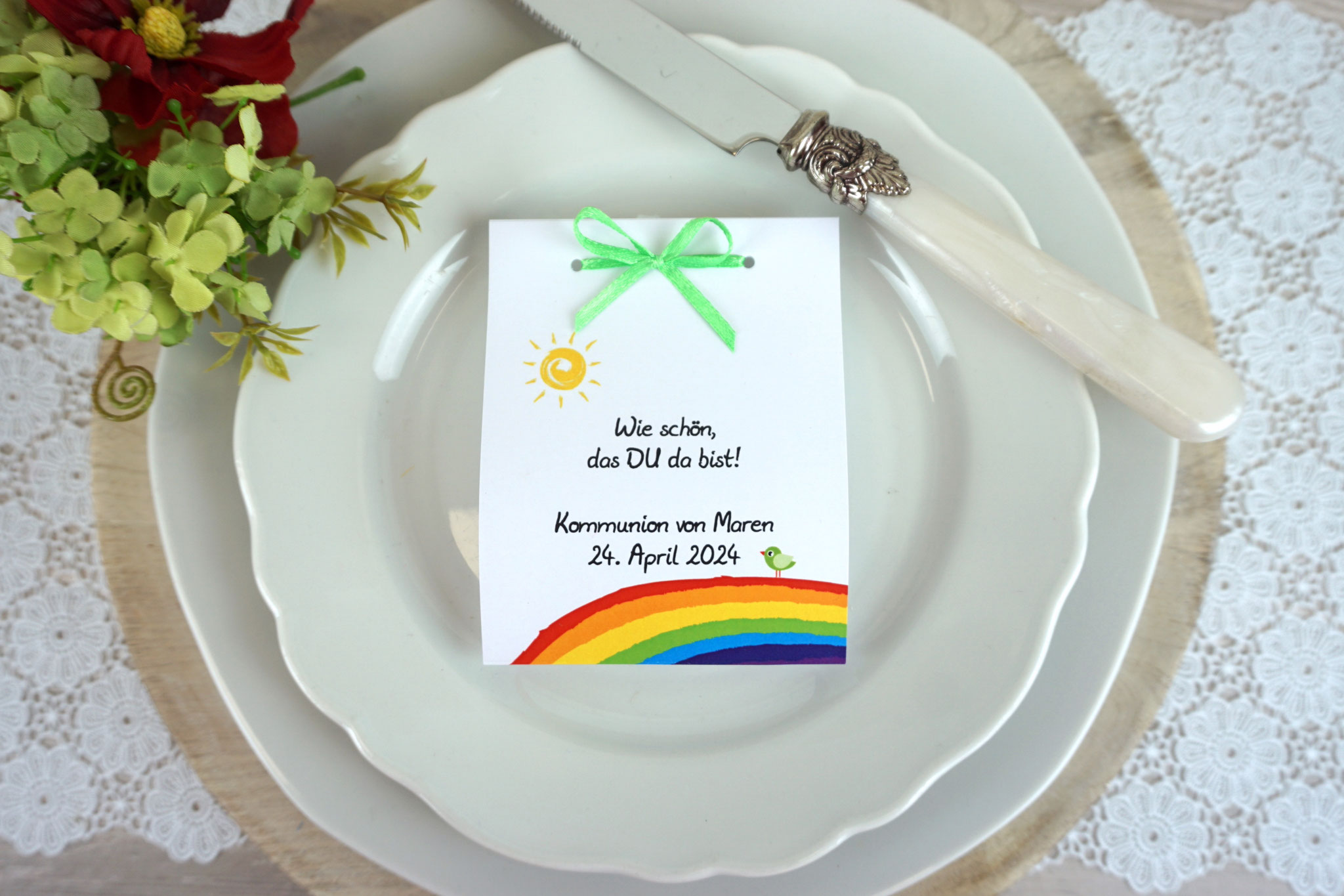 Fruchtgummikarte Design Regenbogen Rot mit Vögelchen - Satinband Apfelgrün