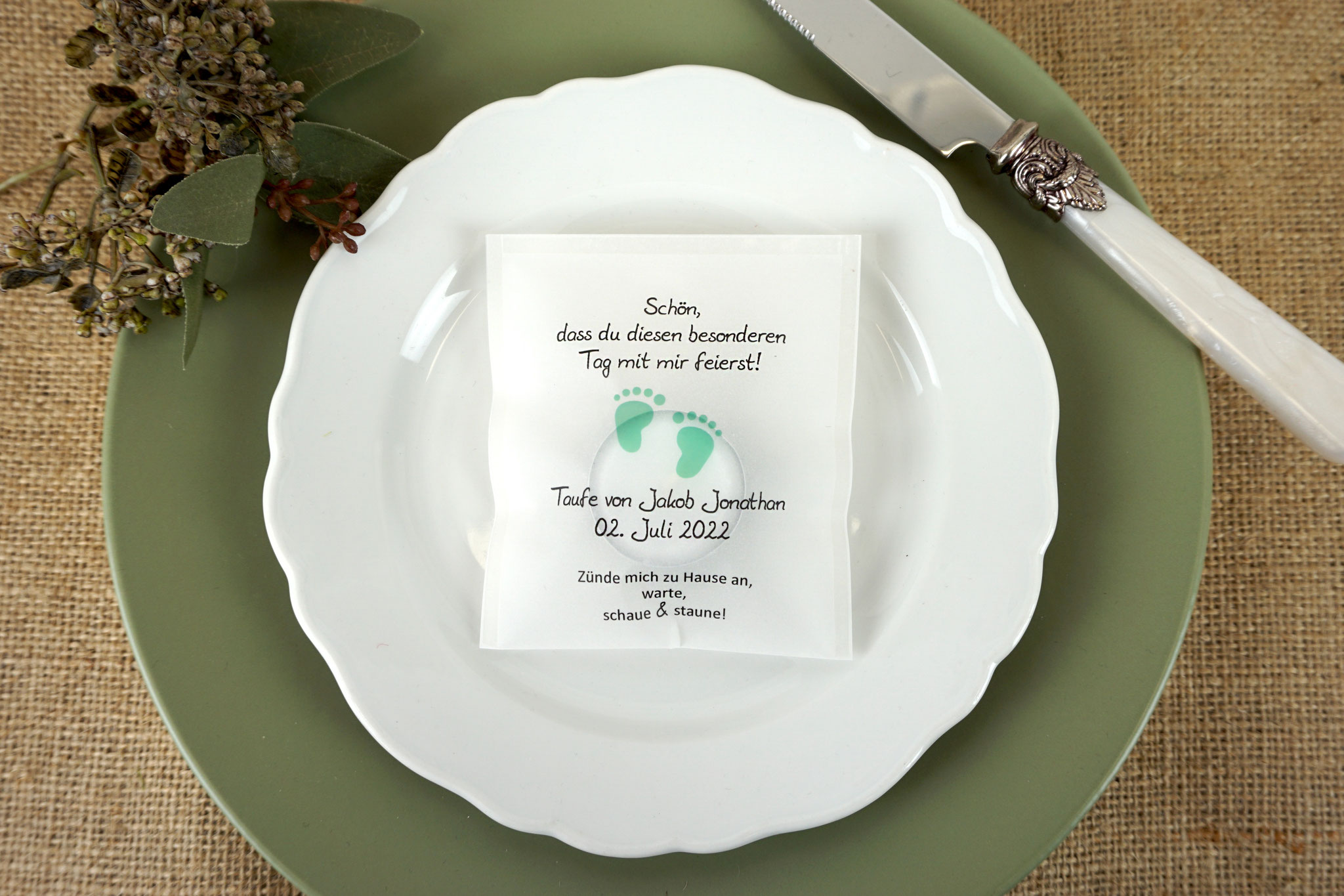 Lichtbotschaft Design "Foot klein", Mint, Schrift Julius B Thyssen