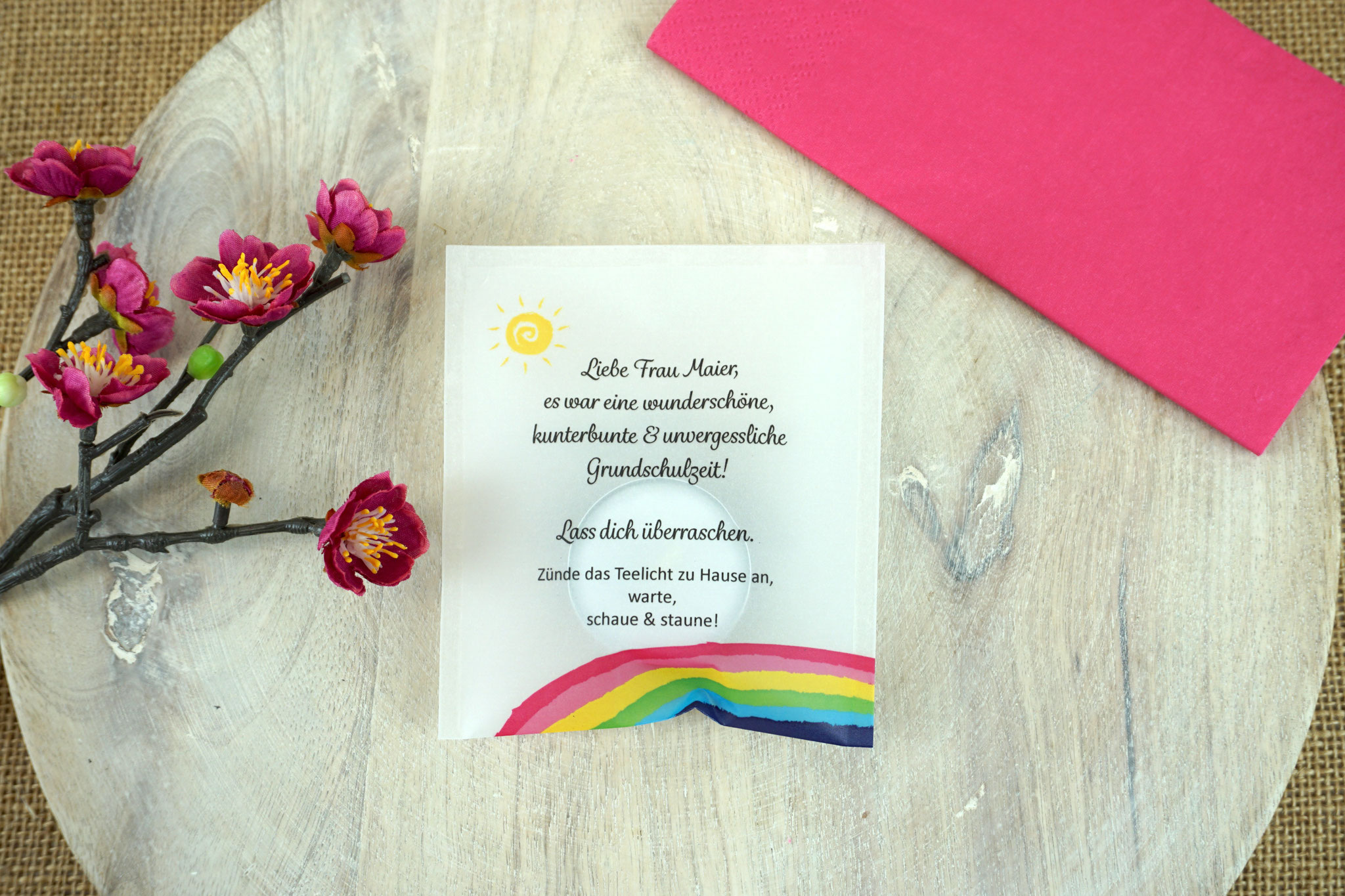 Licht-Botschaft Design Regenbogen Pink - Verpackung mit dem Namen personalisiert - Abschluss Grundschule 