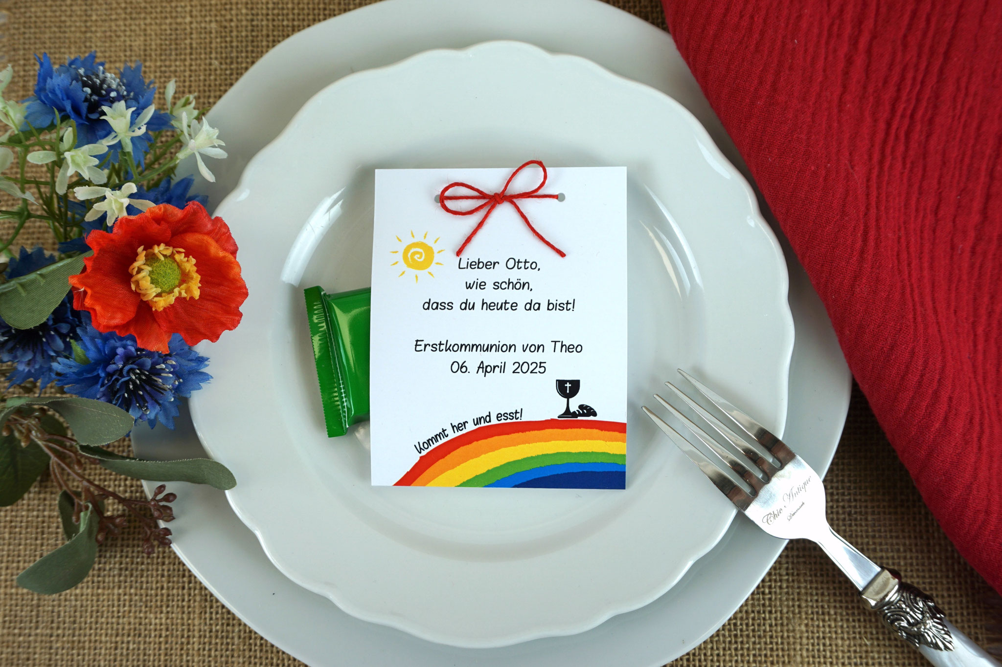 Fruchtgummikarte Design Regenbogen Rot - Leinenzwirn Rot - an Kommunionsmotto angepasst 