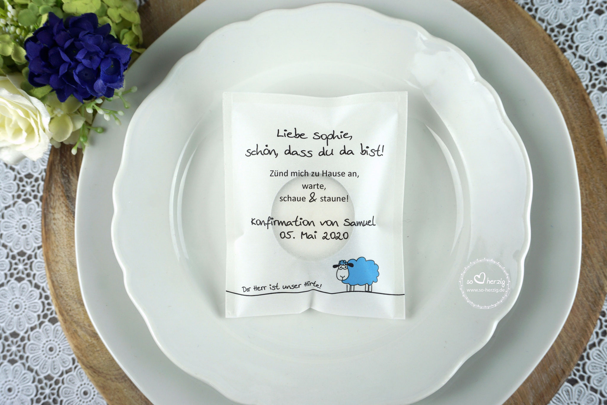 Teelicht-Botschaft "Verpackung als Platzkarte", Design "Schaf" Blau- ohne farbigen Rand unten - als Platzkarte