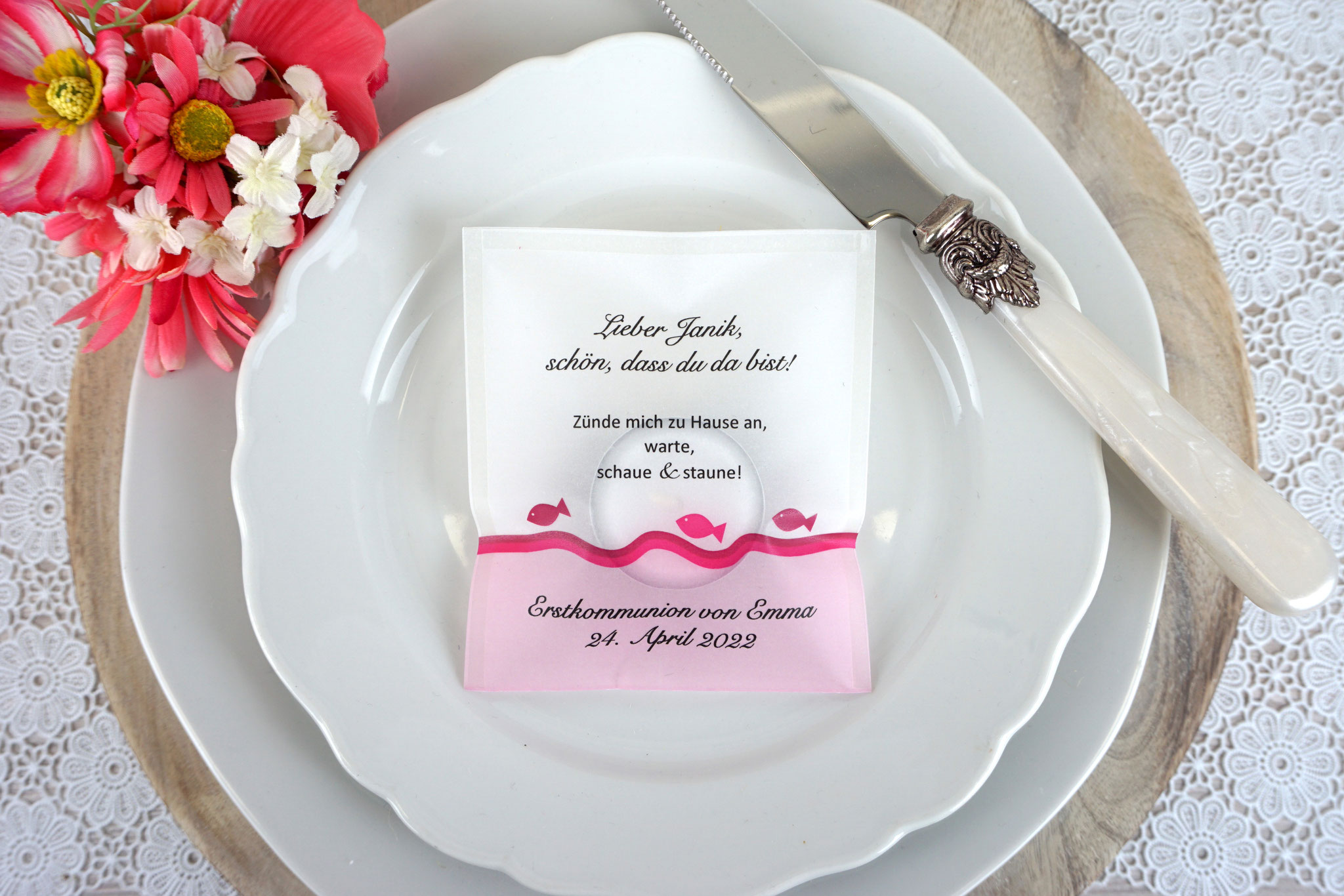 Teelicht-Botschaft "Verpackung als Platzkarte", Design Fische Pink