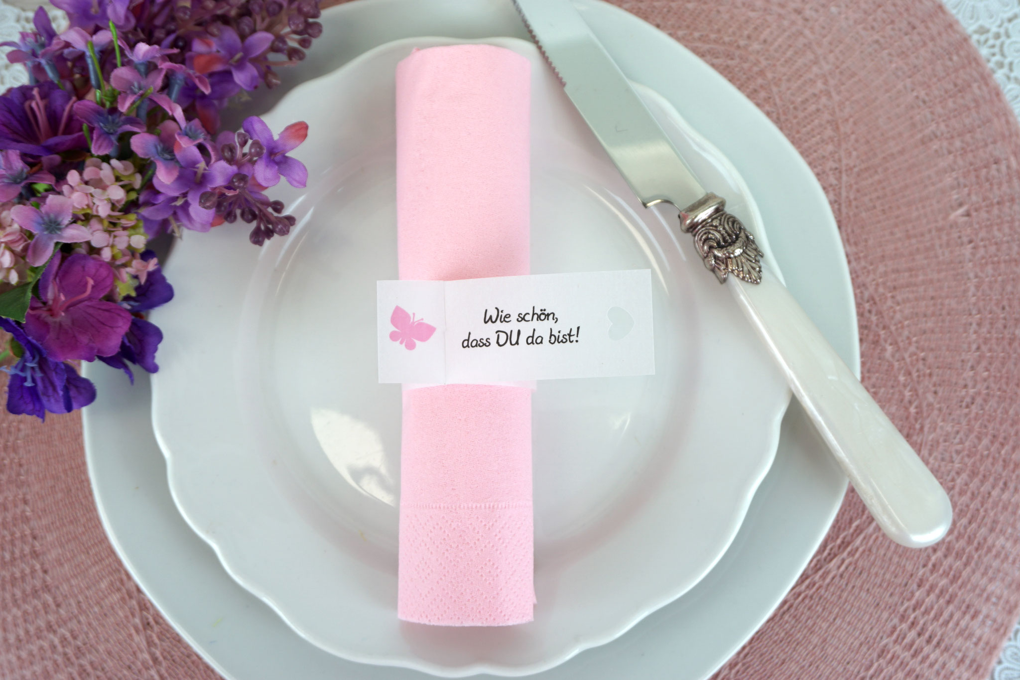 Serviettenring Design Schmetterling, Farbe Rosa, Randabschluss Herz