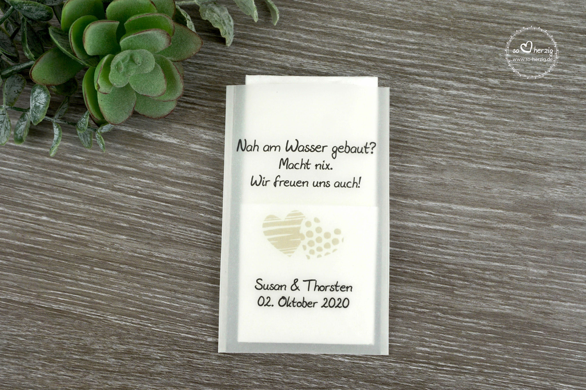 Design "zwei Herzen" Farbe Beige