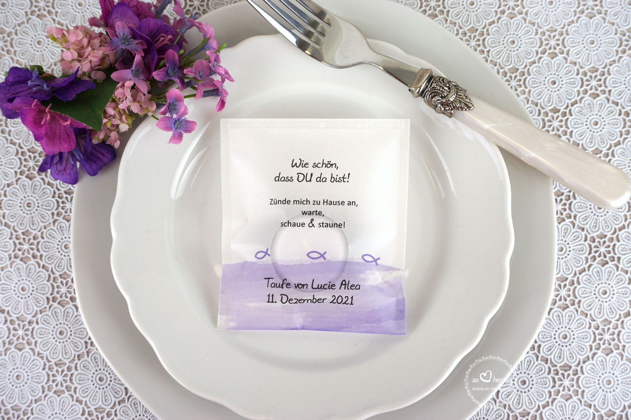 Lichtbotschaft Design "Aquarellband Fische" Flieder, Schrift Julius B Thyssen