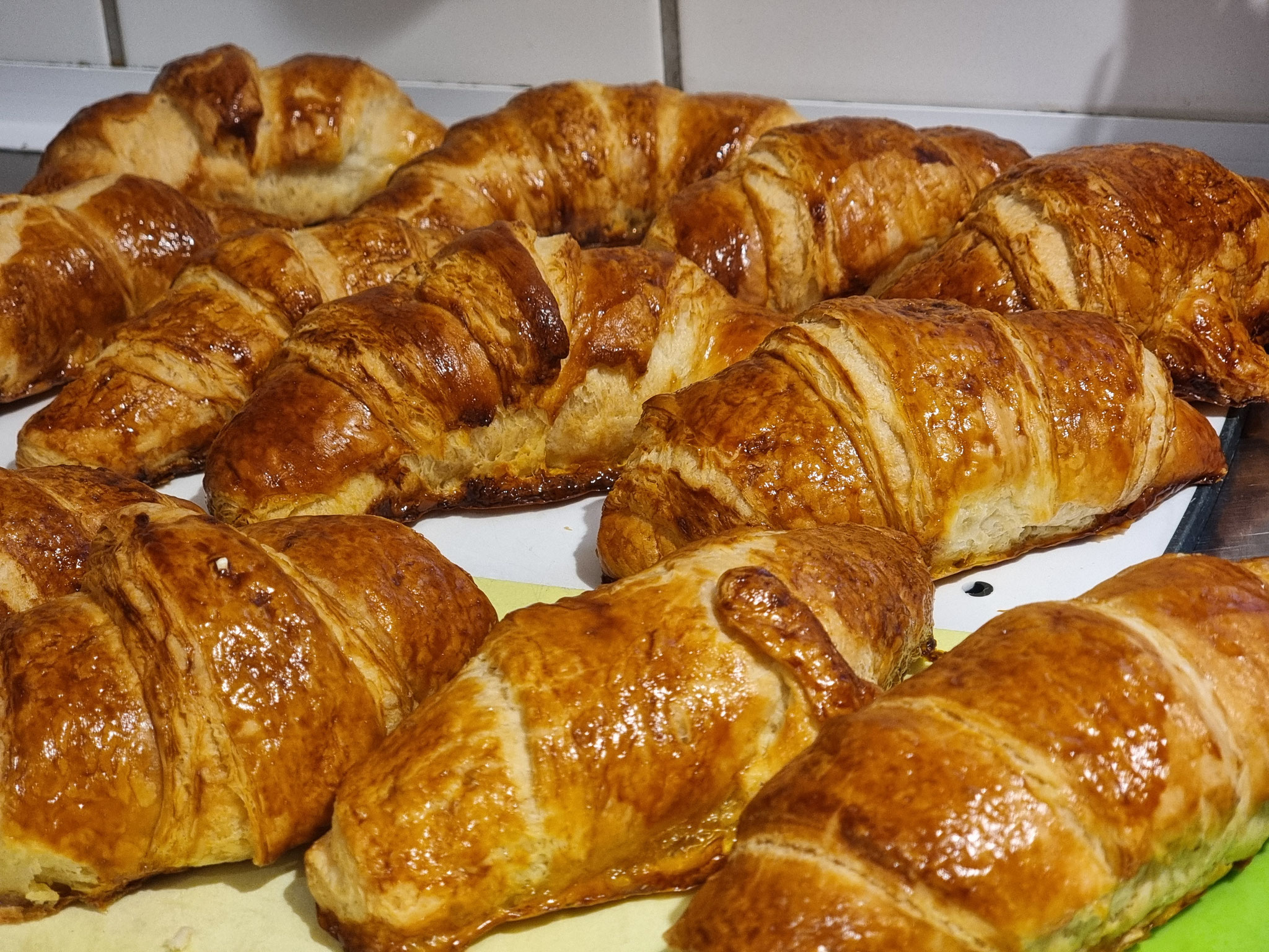 Hausgemachte Croissant/ Pain au chocolat