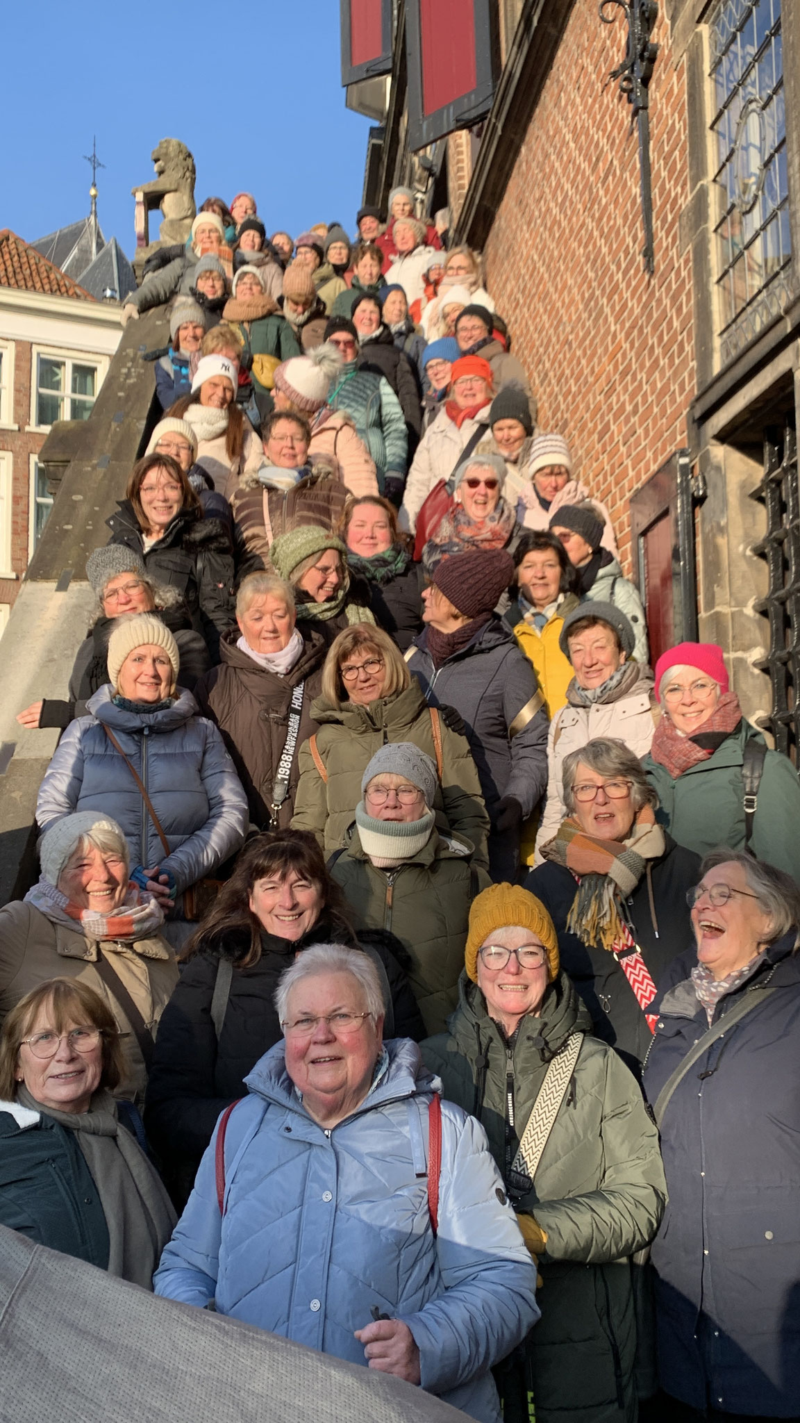 In Nijmegen bei der Adventsreise 2023 leider nicht alle 80 Landfrauen auf dem Bild.
