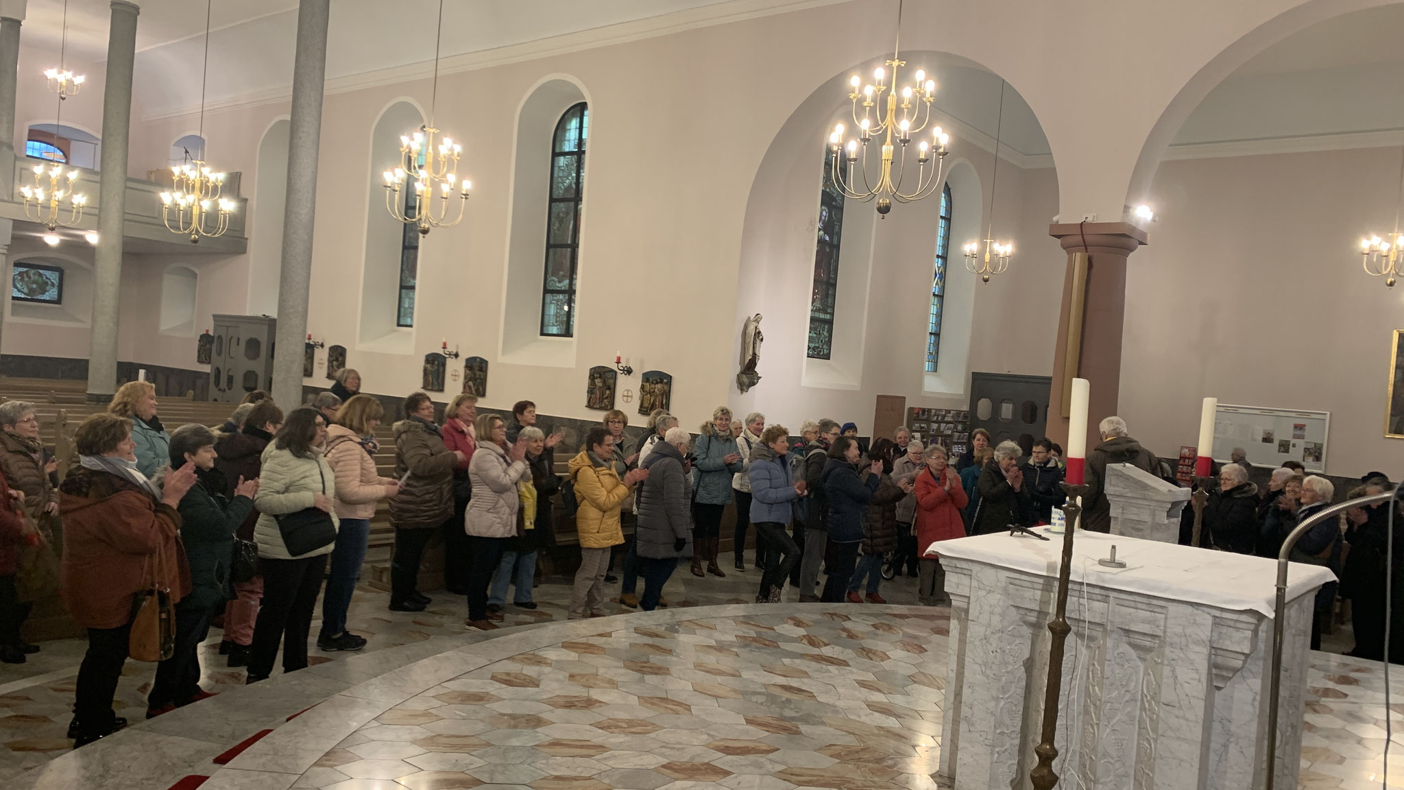 Neujahrsempfang 2024 - Führung in der Ober-Mörler St. Remigius Kirche 