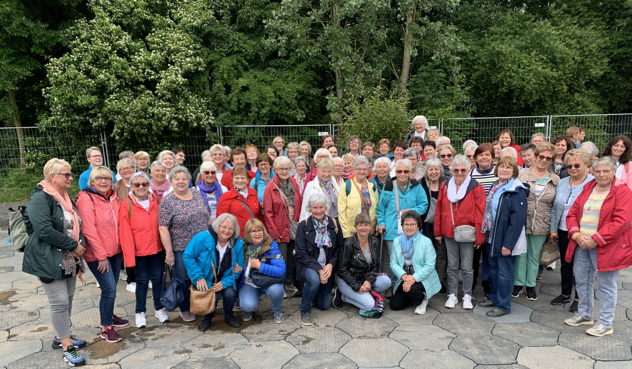 Der Hessentag 2024 in Fritzlar - Super Kohl - "super cool" - die Bezirkslandfrauen Friedberg sind von Fritzlar fasziniert