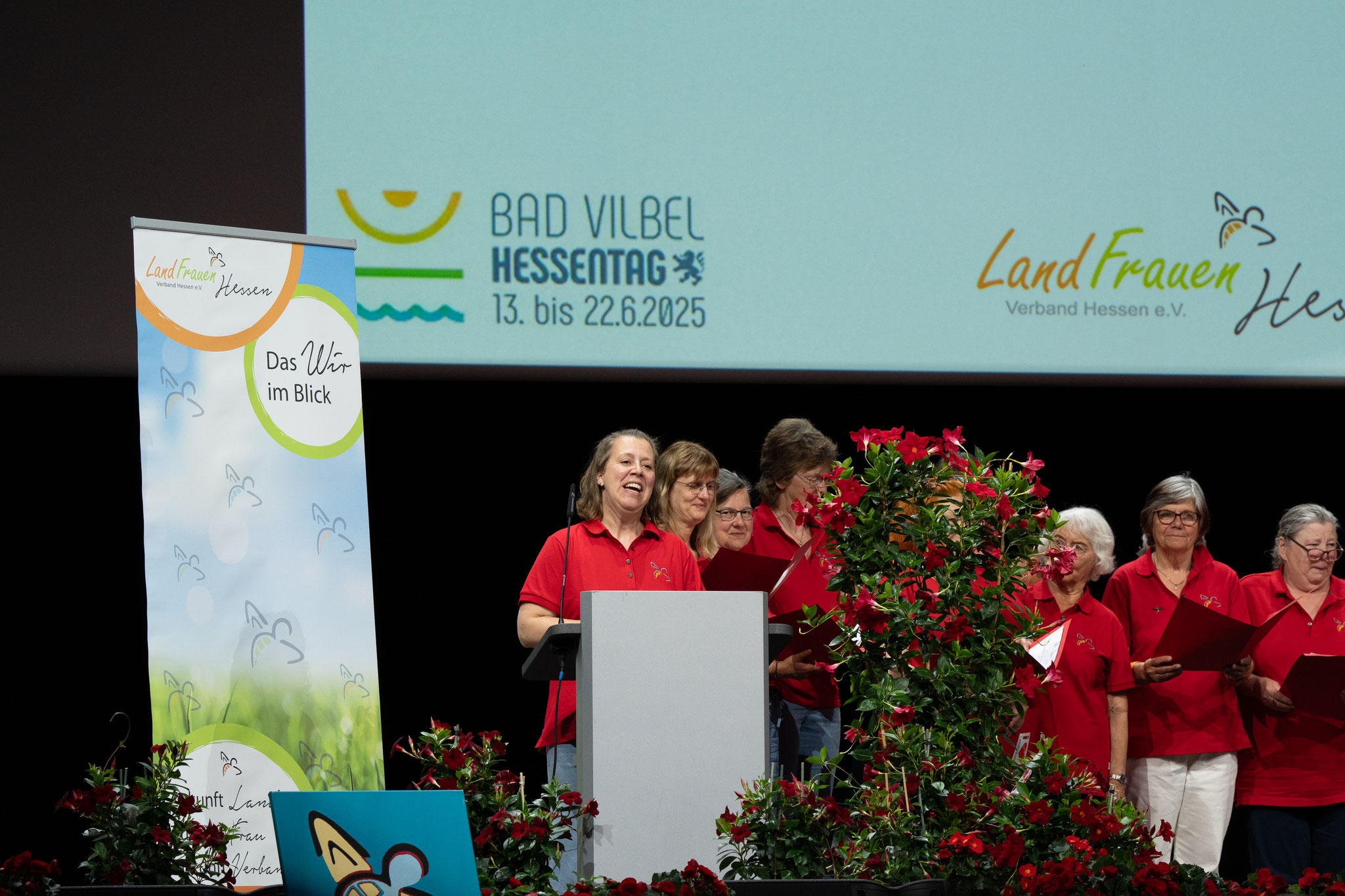 Die Dirigentin Theresa Heinz hat den Landfrauen perfekt in Szene gesetzt. Großartig 😉💕