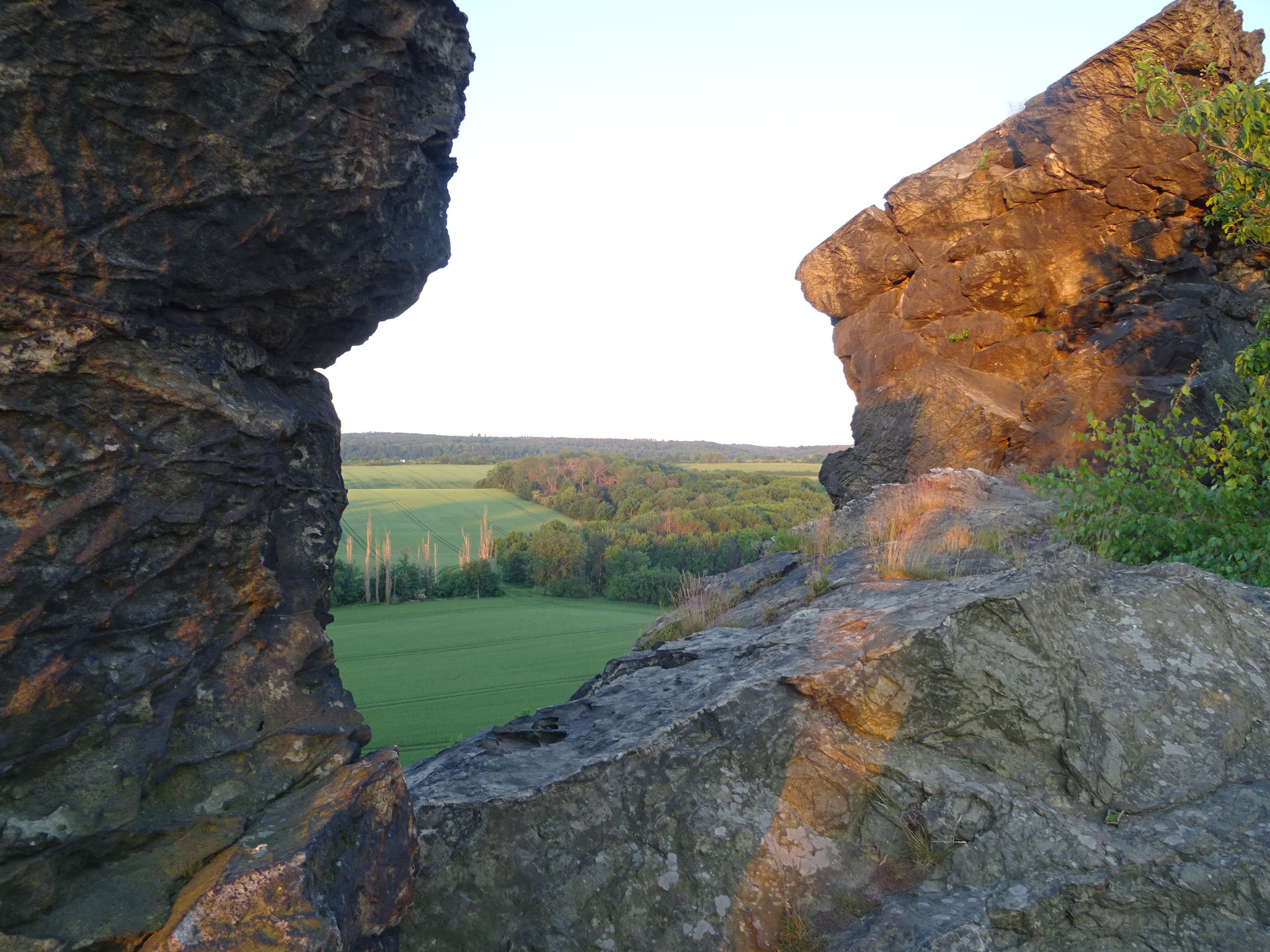 Der Sonnenspalt in seiner Breite