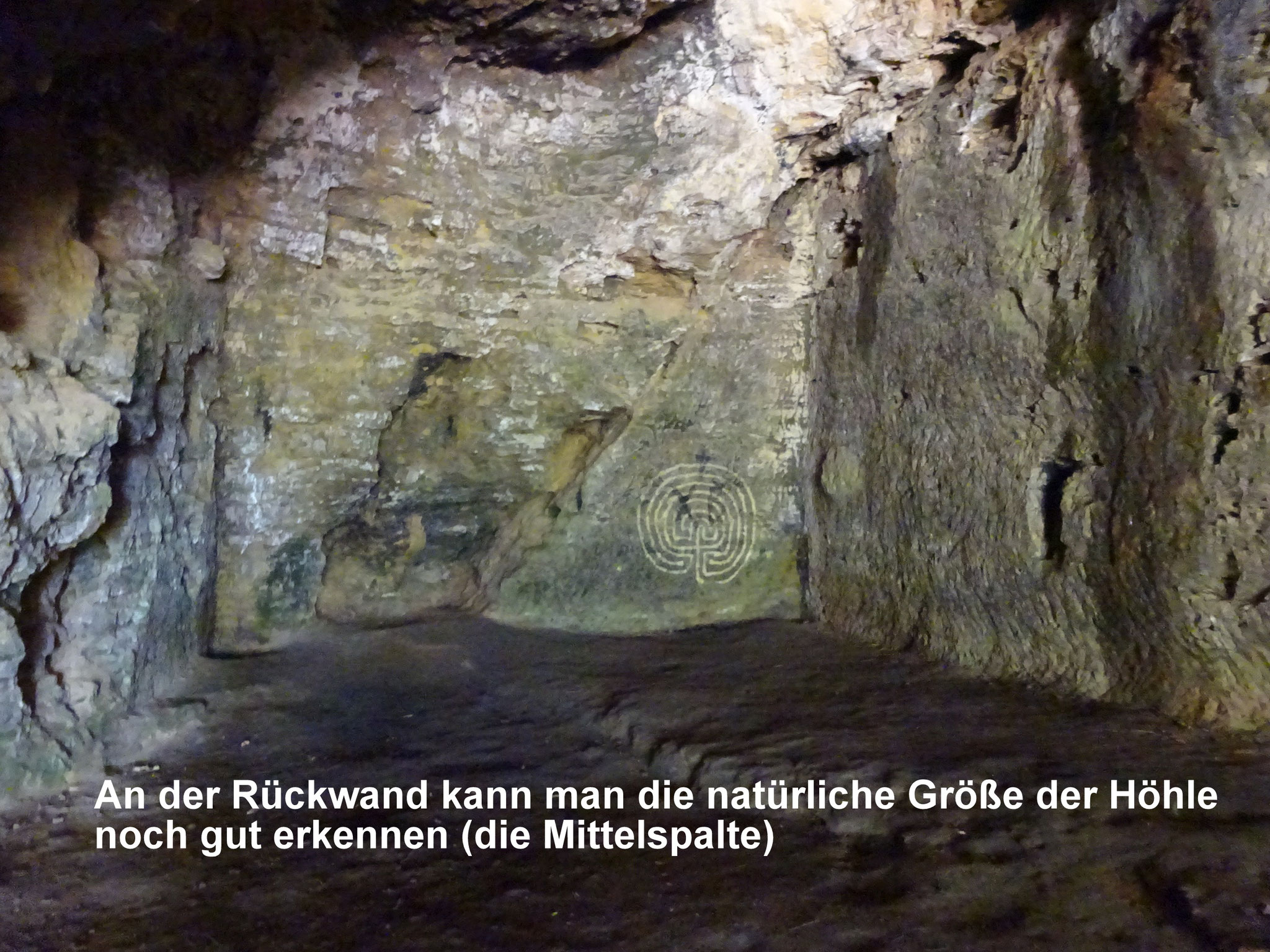 Die alte Höhlenrückwand