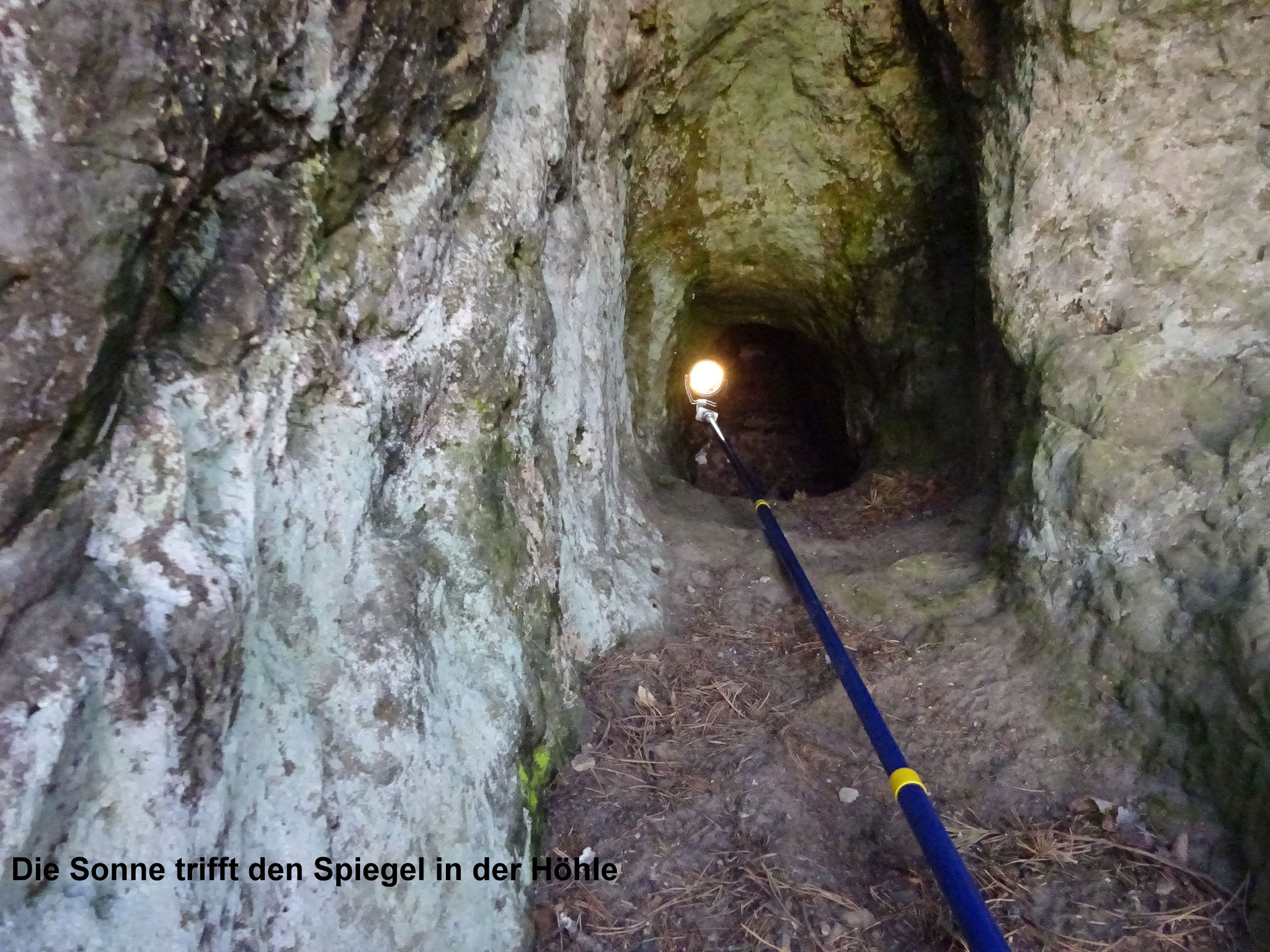 Am 21.06, scheint die Sonne weit in die Höhle hinein