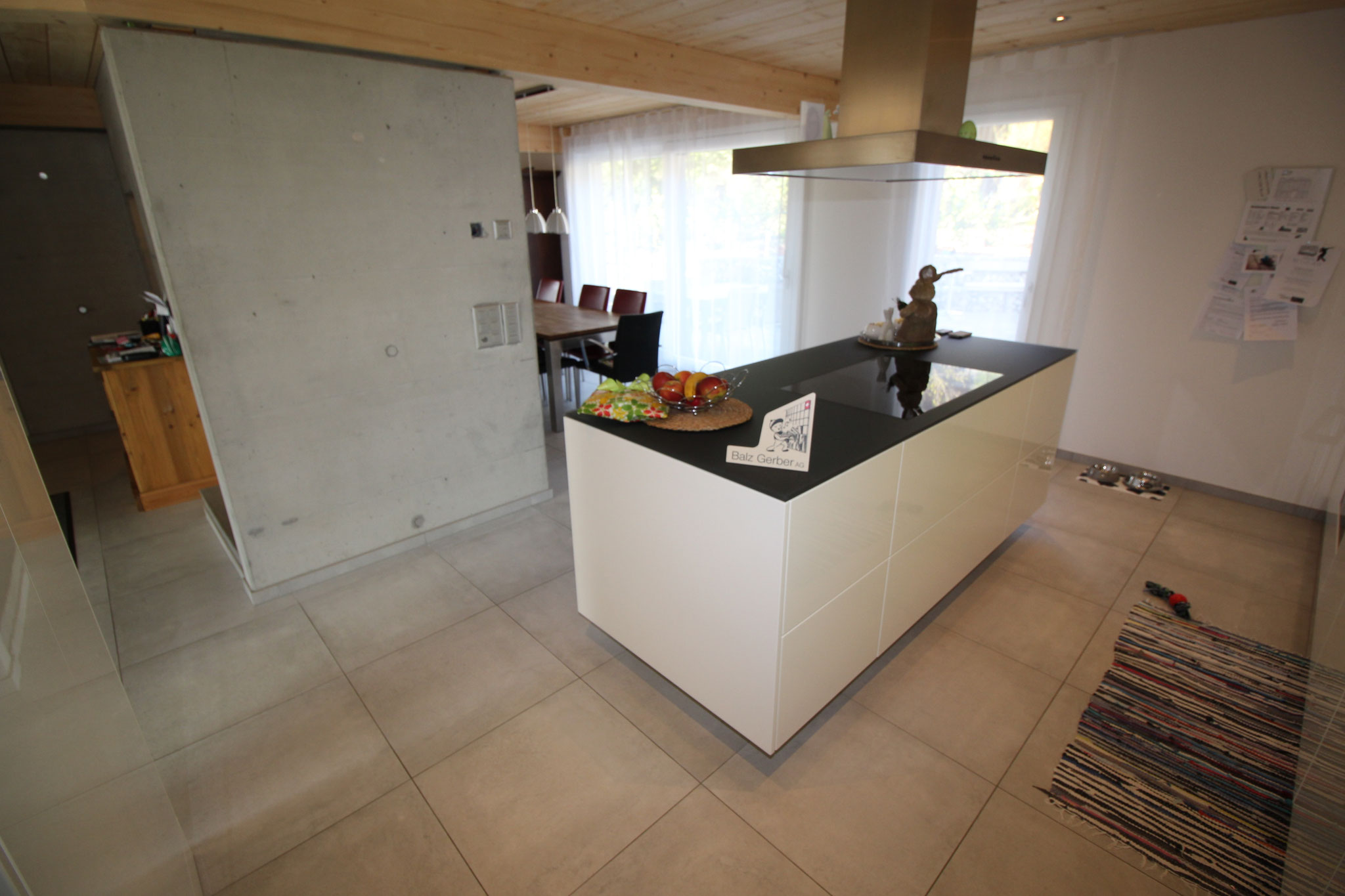 Küchen - Wand- und Bodenbeläge