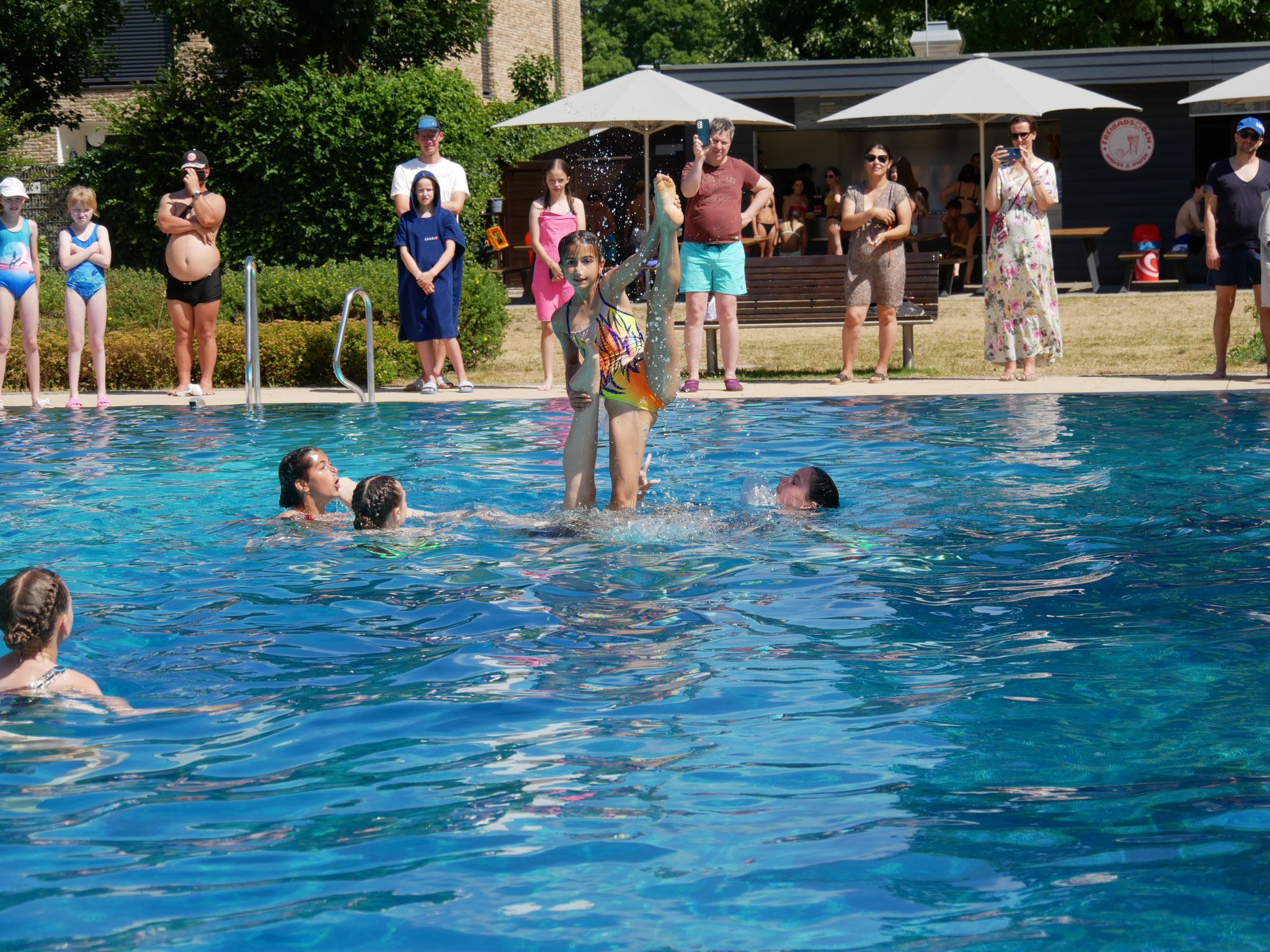 Synchro-Schow