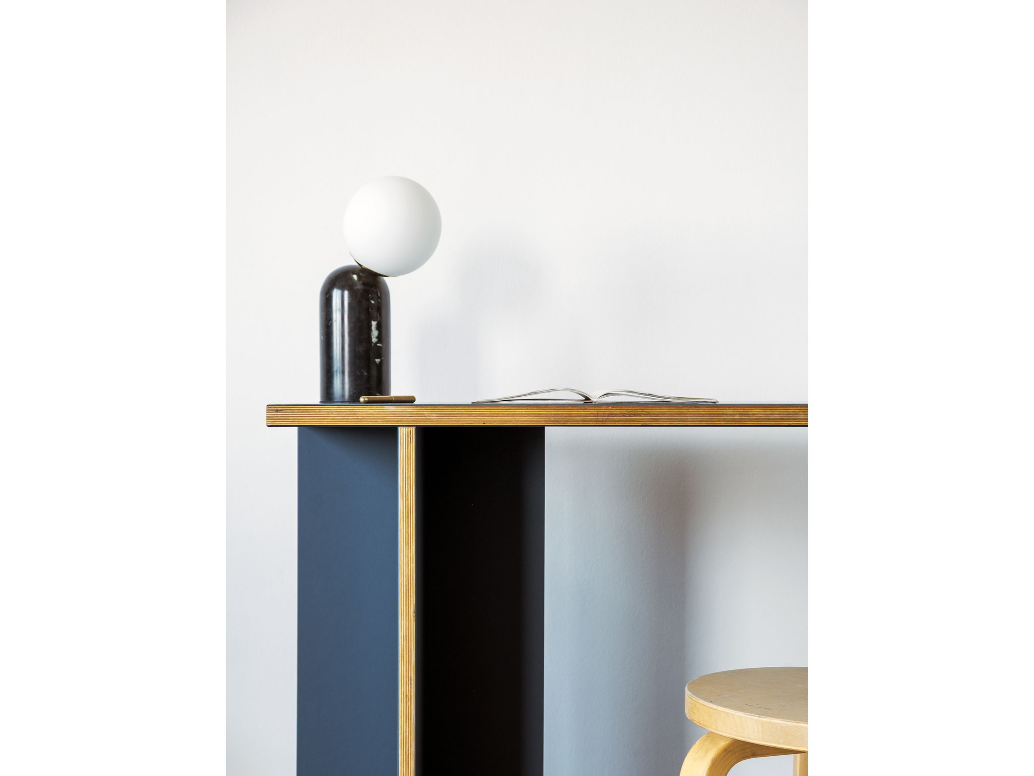 Sascha Wurm Architektur Desk WNZ1