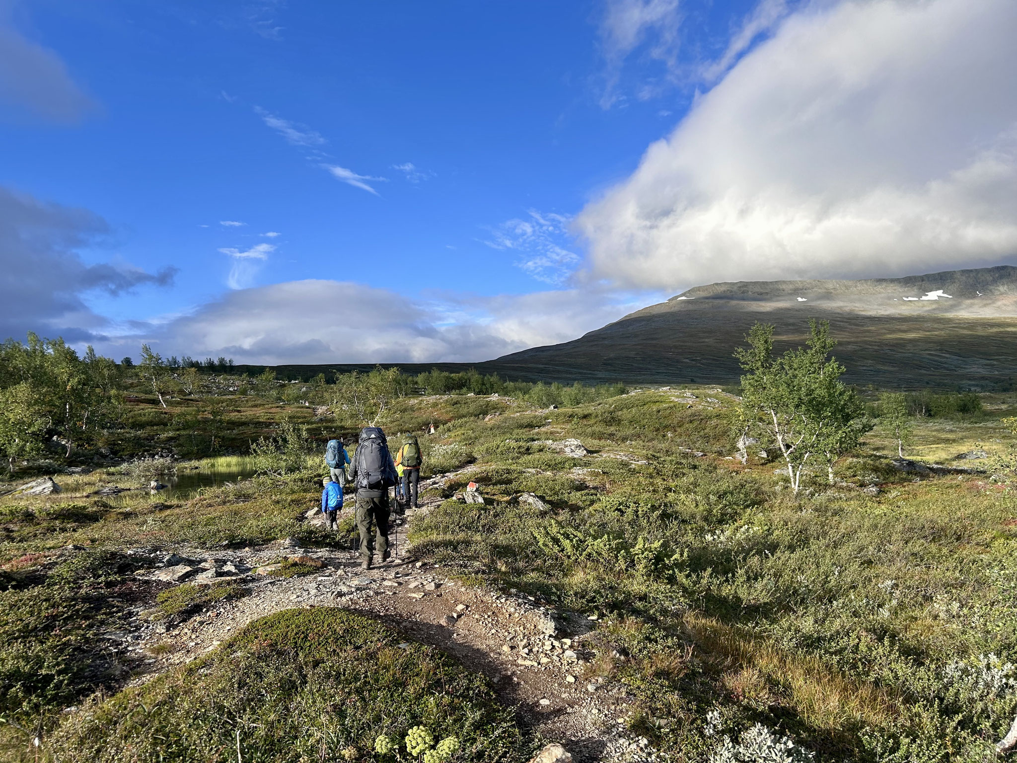 Nach kurzer Wanderung erreichten wir den ersten Aufstieg