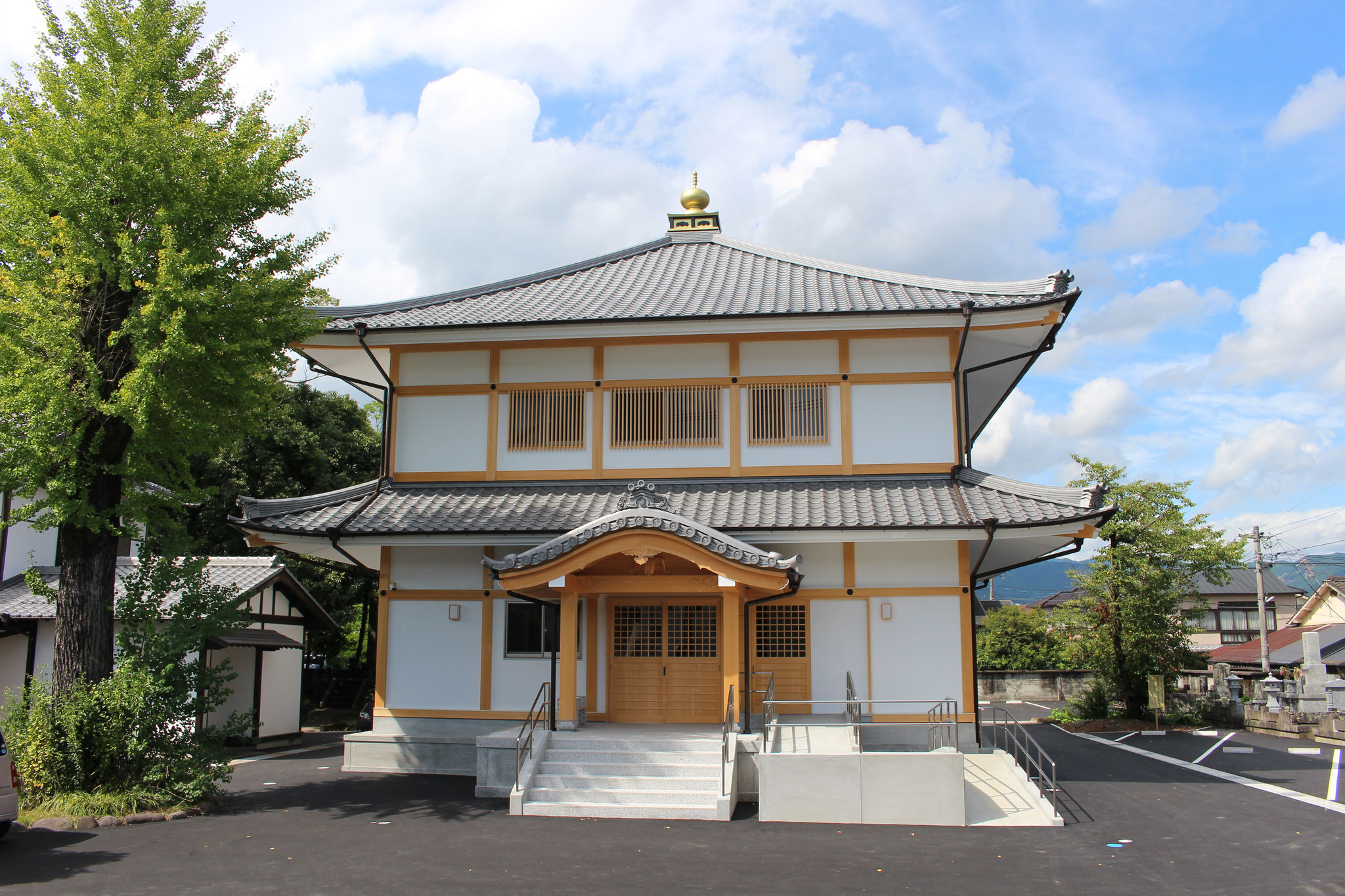 長福寺納骨堂外観